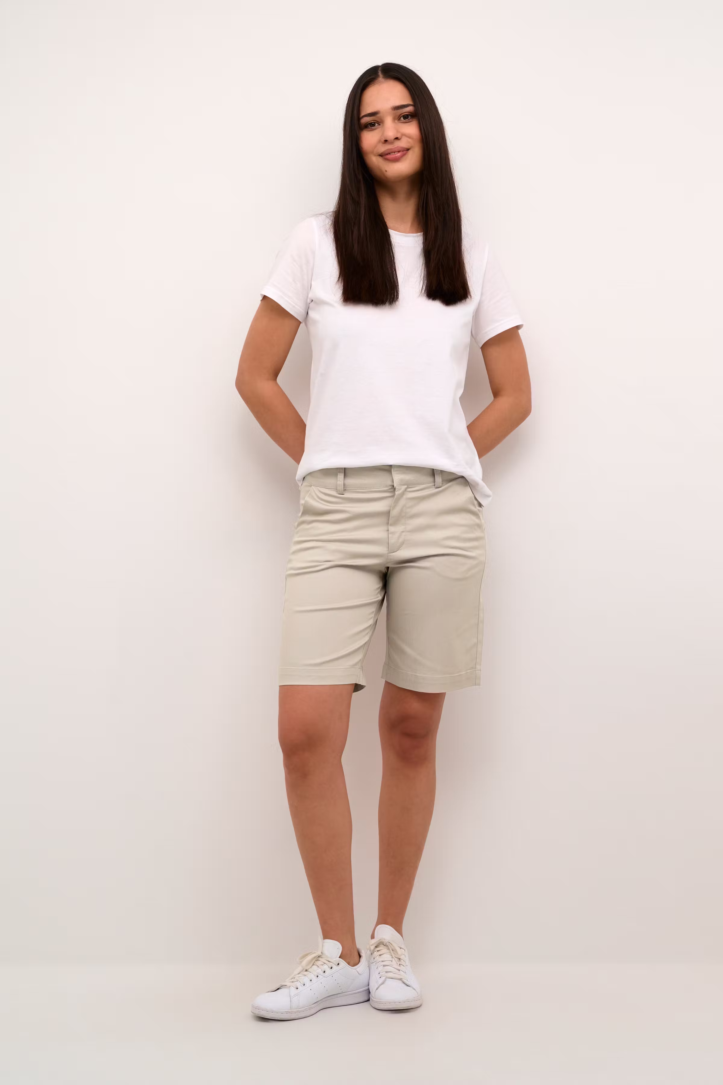 KAlea Shorts LOOKBOOK FRONT 10505457-151305