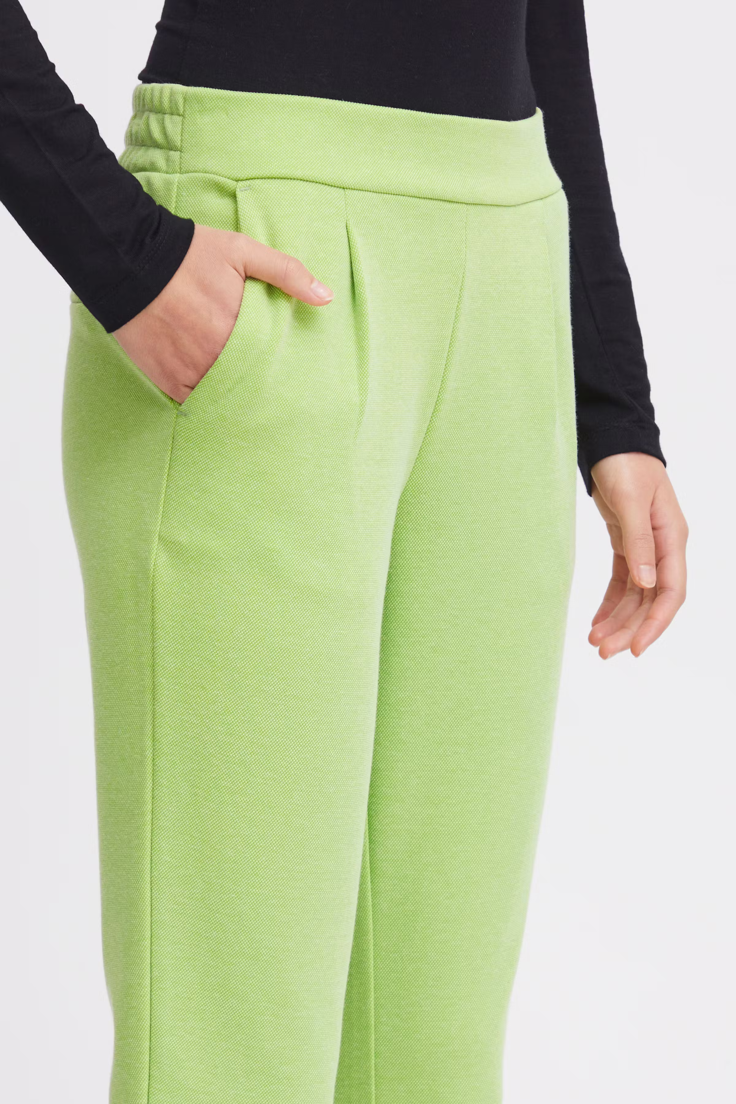 IHKATE Pantalon LOOKBOOK DETAIL 20113286-150341