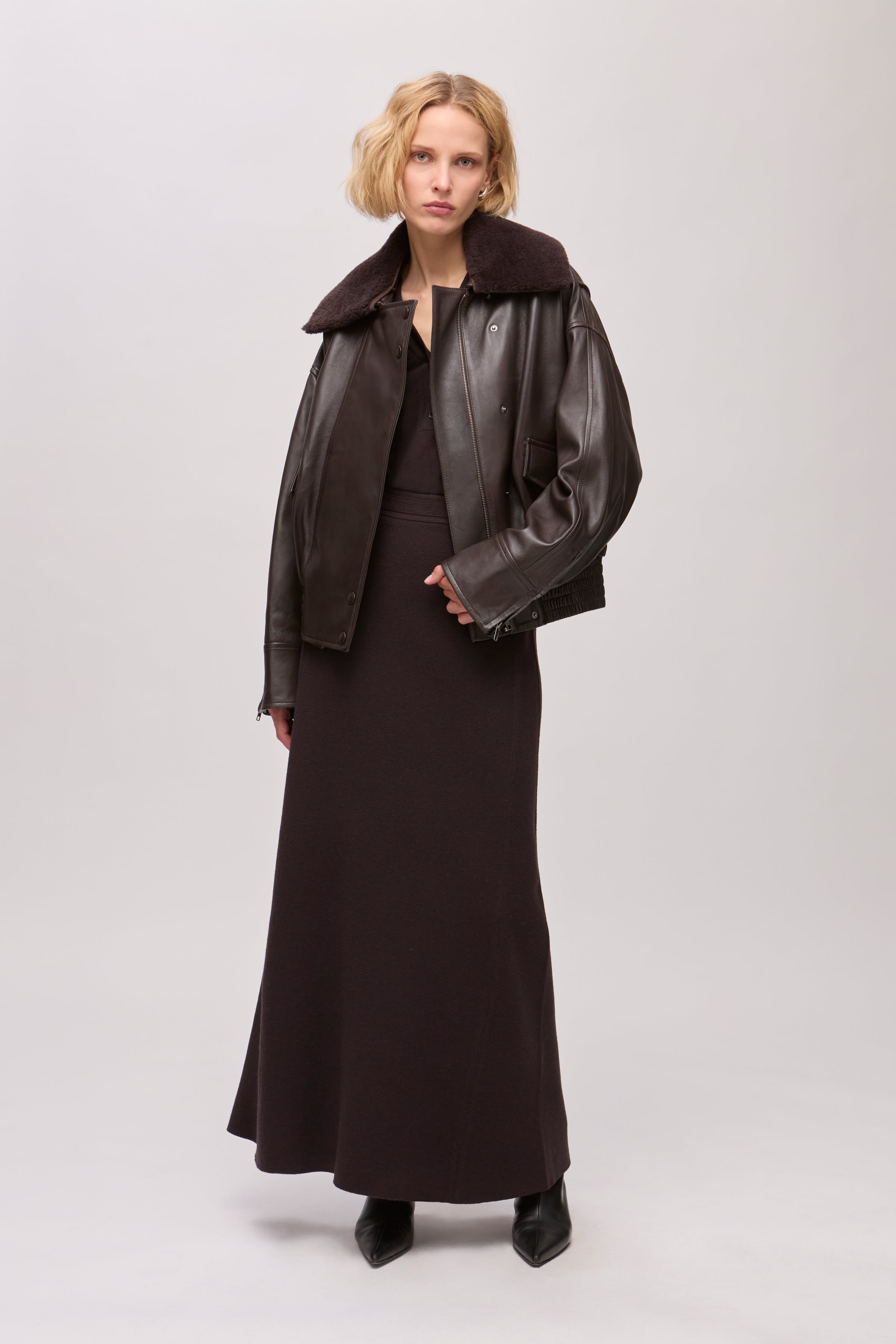 IOLaila Outerwear LOOKBOOK FRONT 30600079-BR289