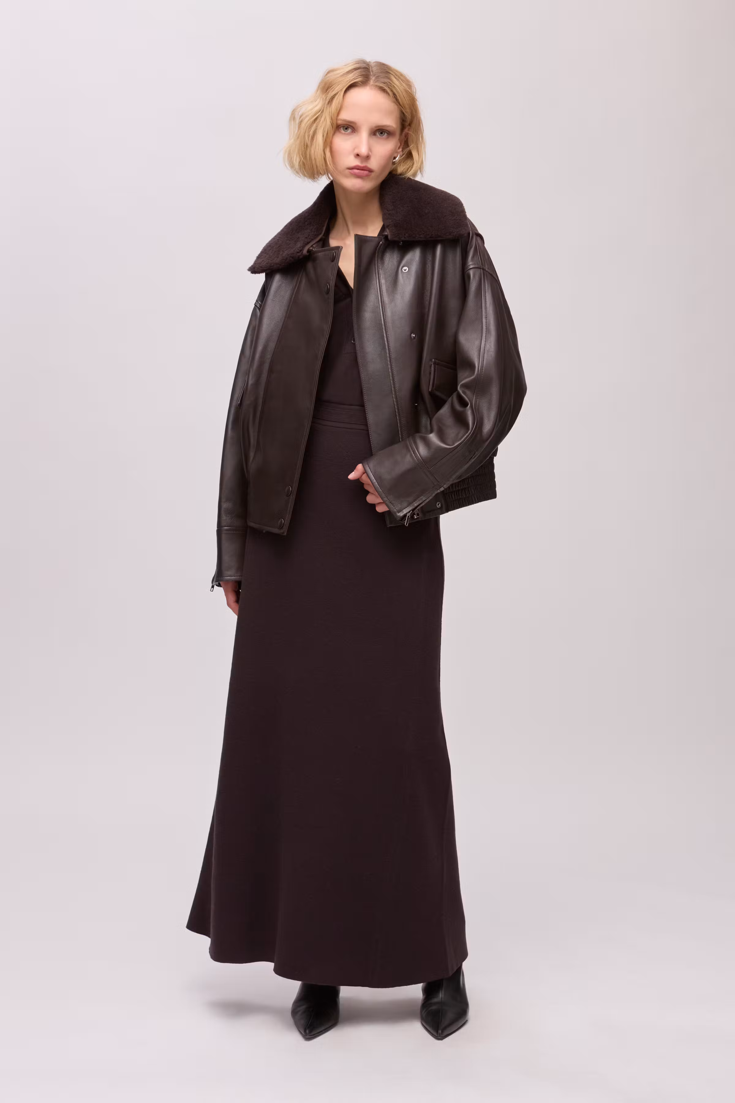 IOLaila Outerwear LOOKBOOK FRONT 30600079-BR289