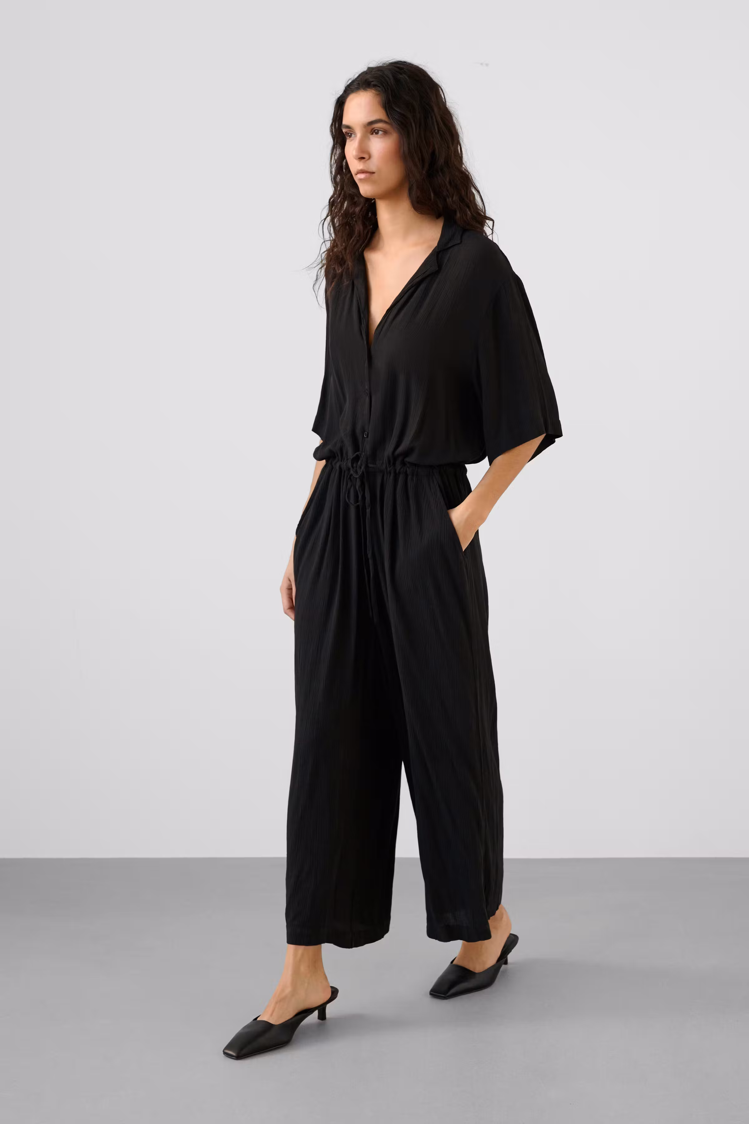 SLElonor Jumpsuit LOOKBOOK FRONT 30408205-194008