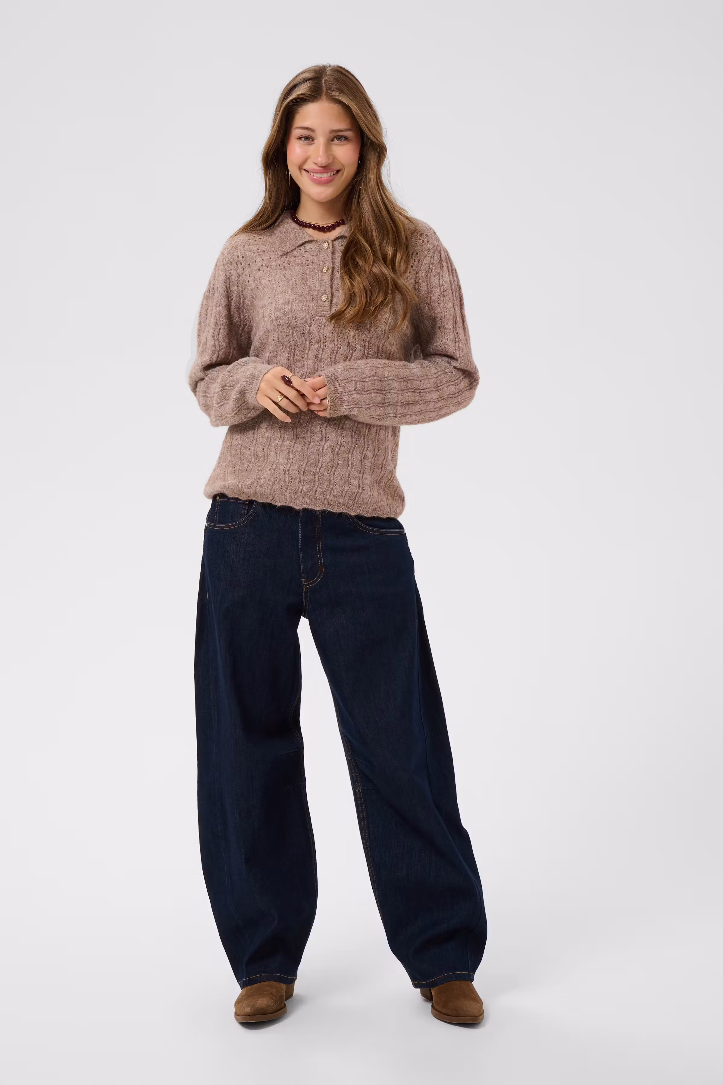 CRJunah Pullover LOOKBOOK FRONT 10614229-109936