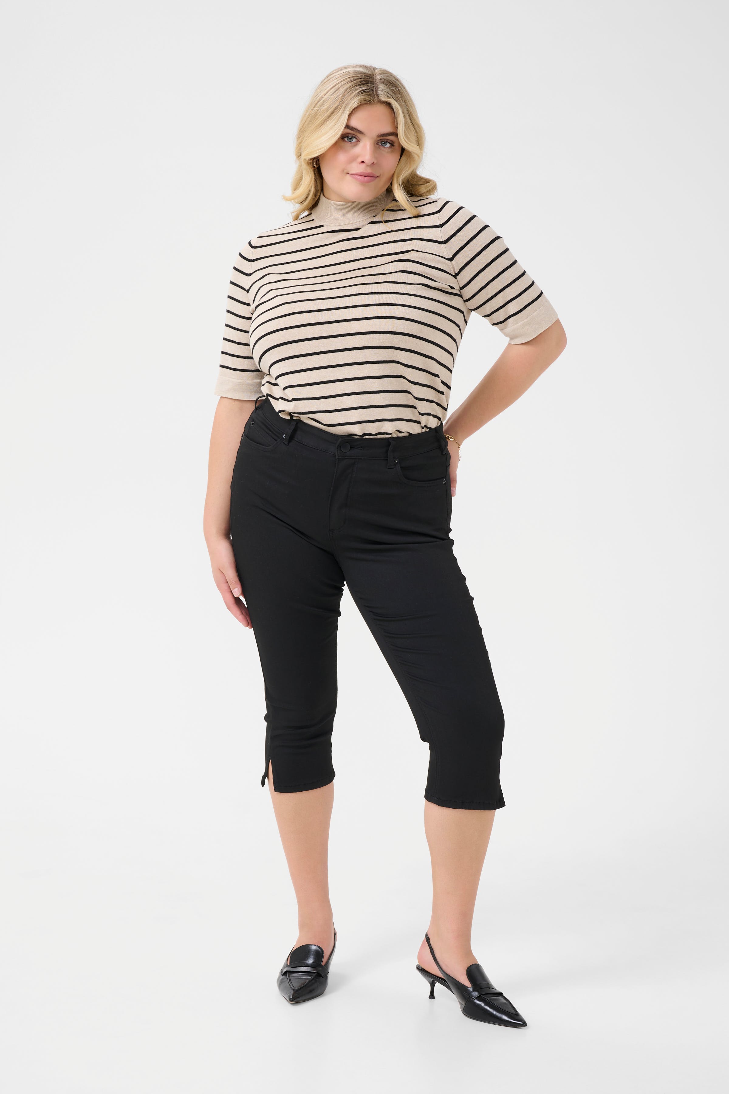 KCdina Jeans LOOKBOOK FRONT 10583429-100121