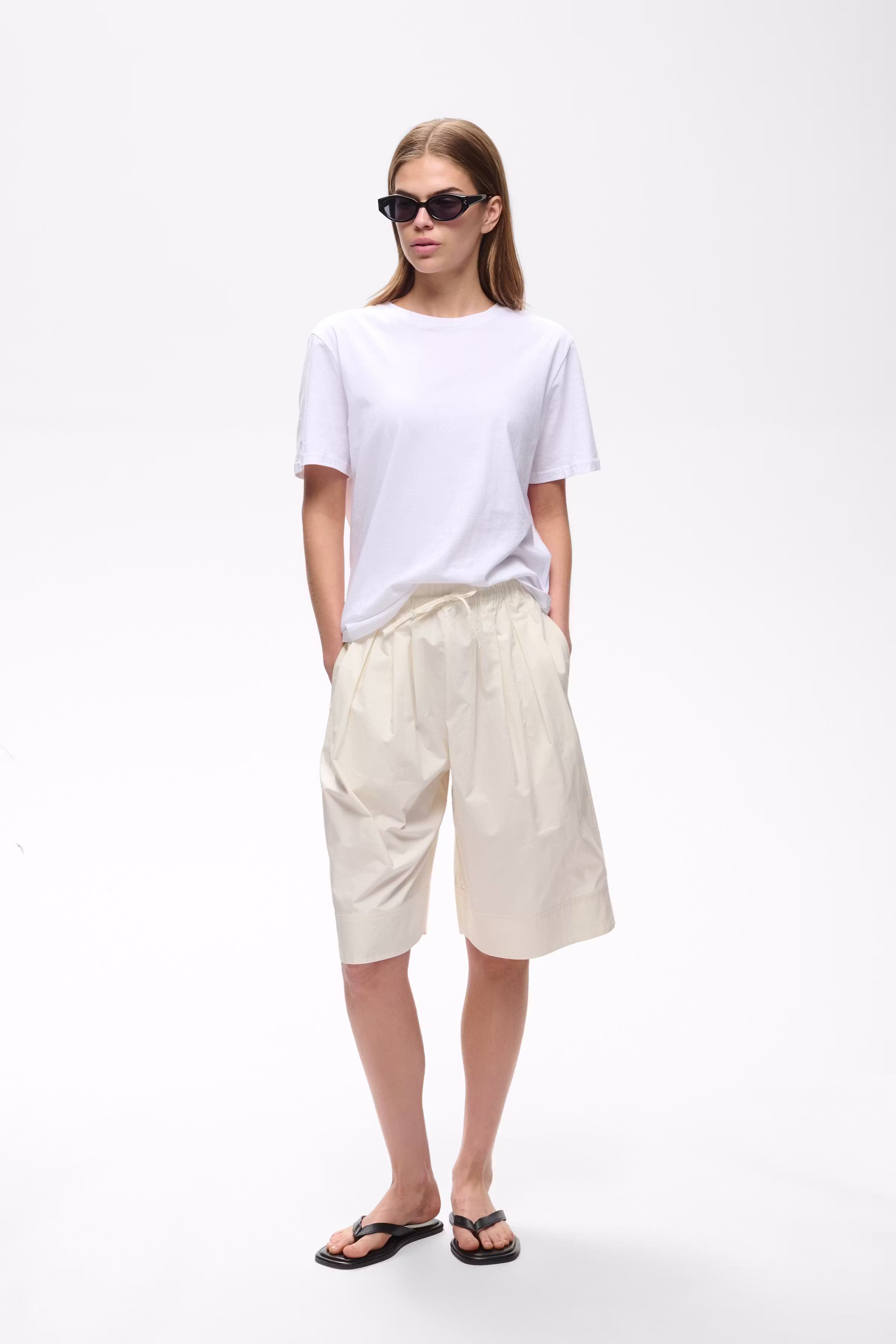 HAZEIW Hose LOOKBOOK FRONT 30112754-120601