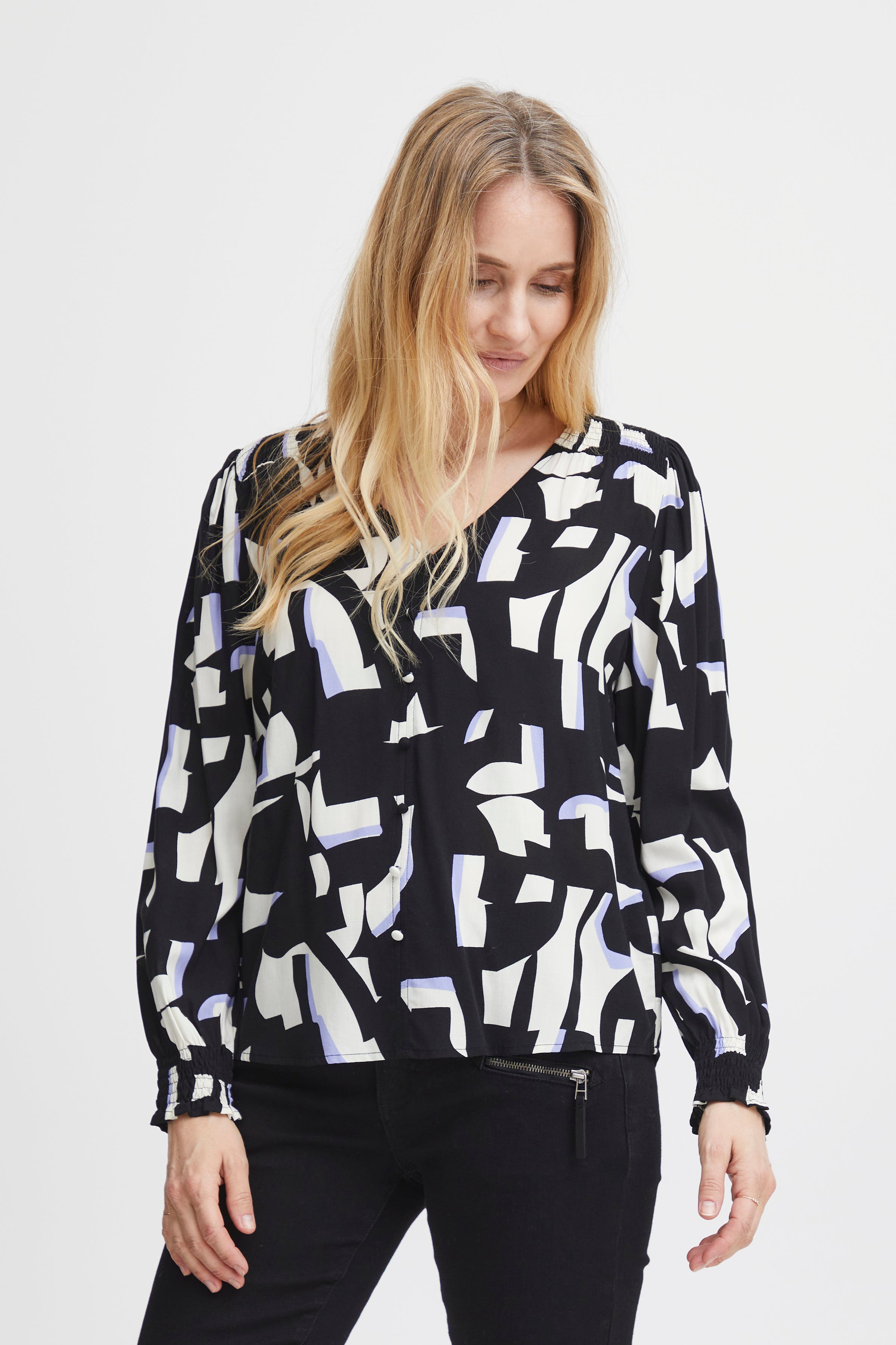 FRFLOWY Bluse LOOKBOOK FRONT 20612407-200608