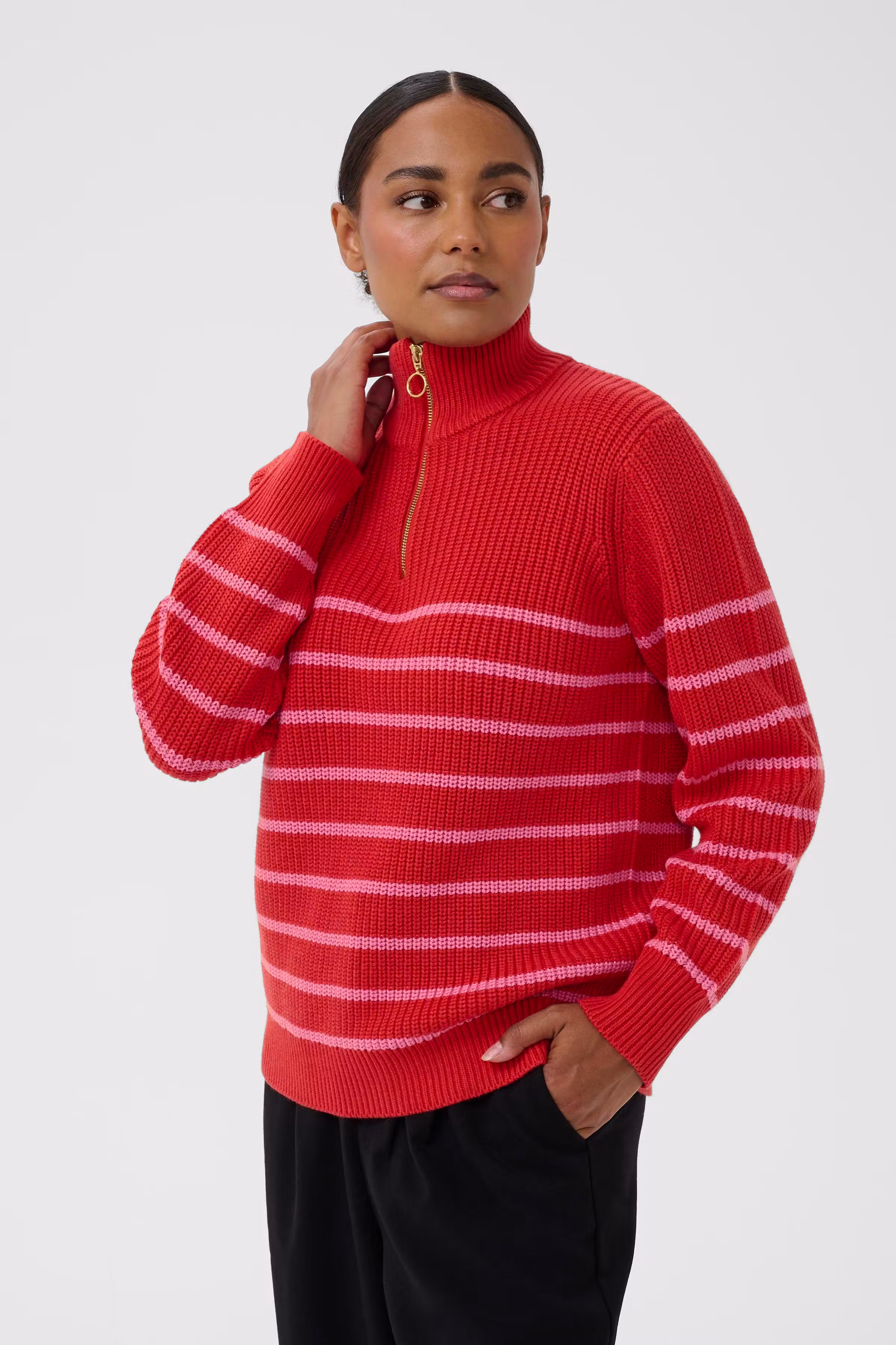 KAlioa Pullover LOOKBOOK FRONT 10506116-109536