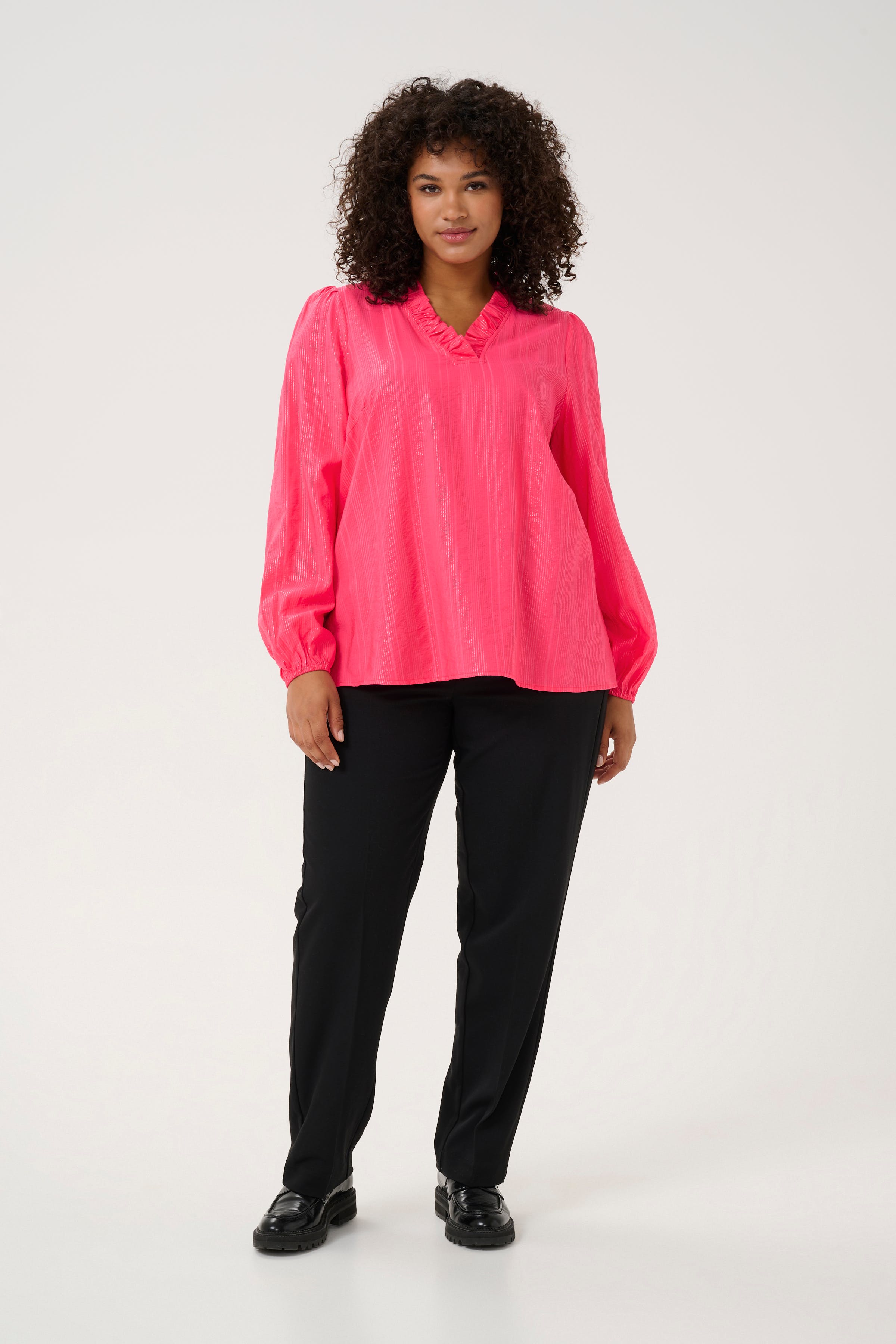 KCanni Blouse LOOKBOOK FRONT 10583010-181754