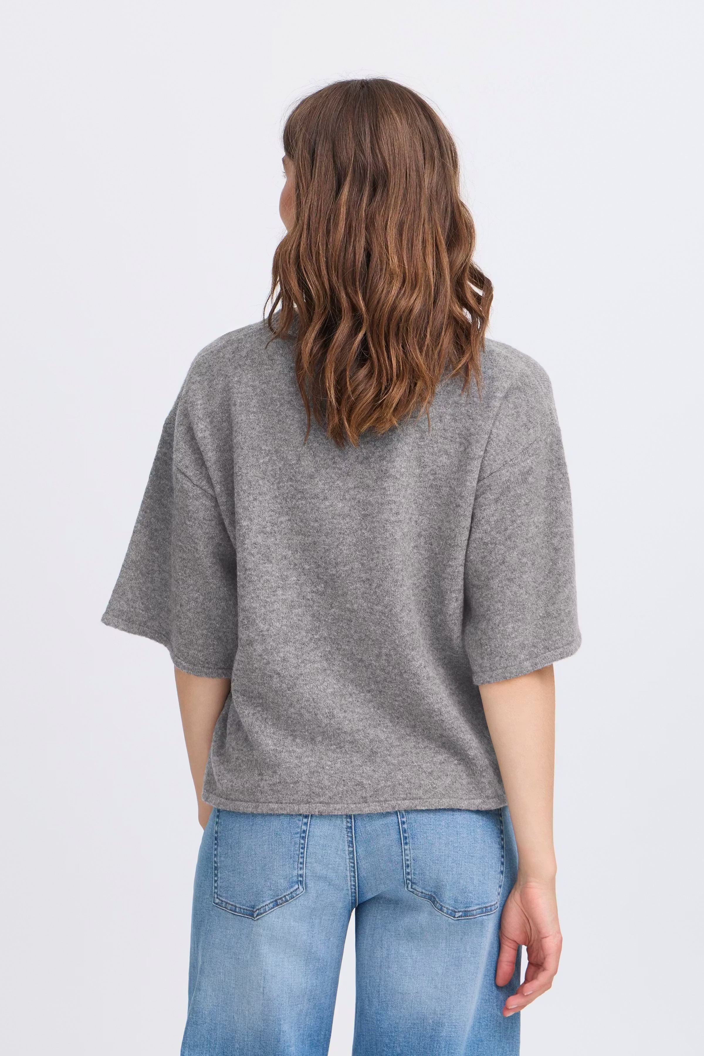 IHDASILA Pullover LOOKBOOK BACK 20124214-200319