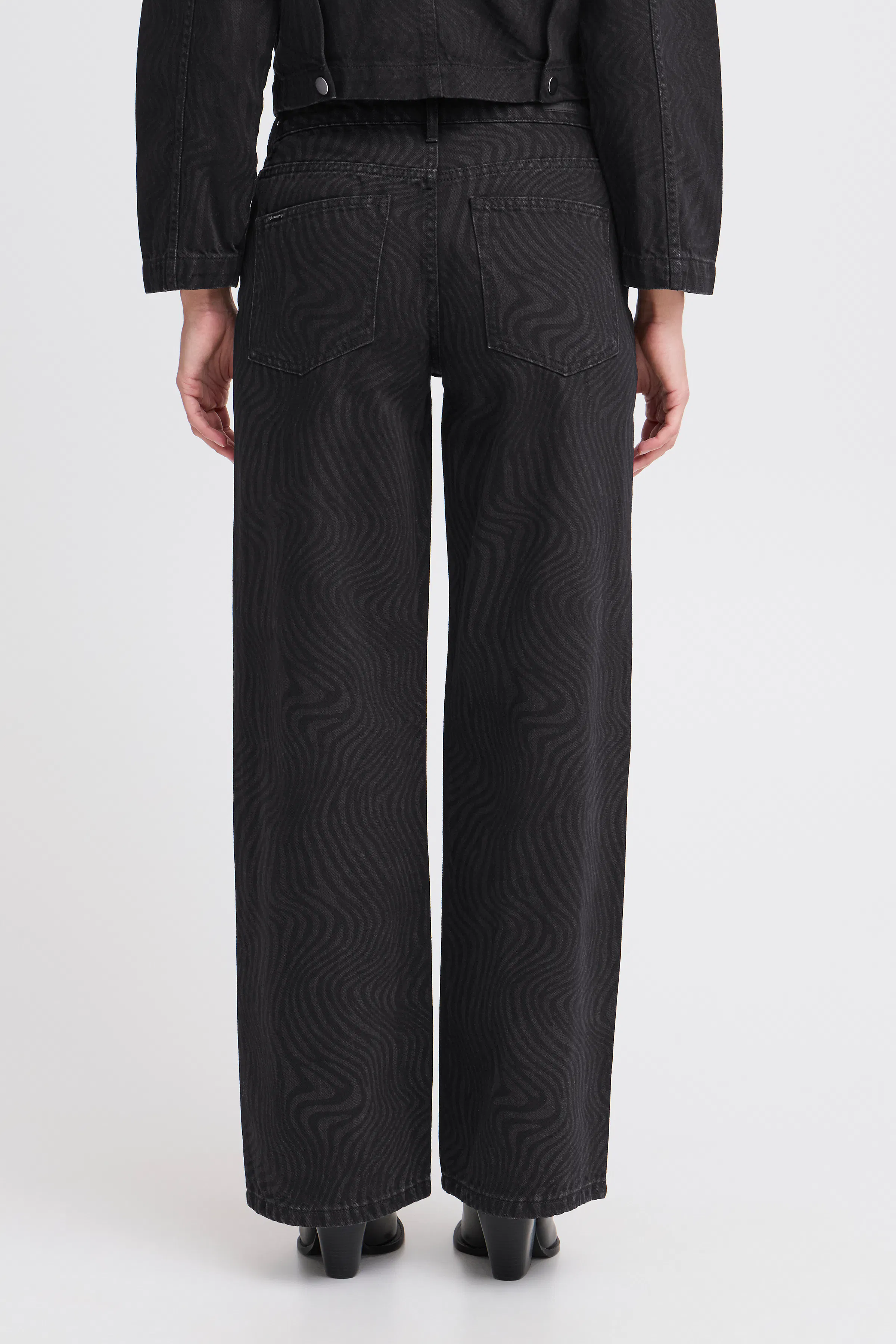 BYLYSSA Jeans LOOKBOOK BACK 20817025-205060