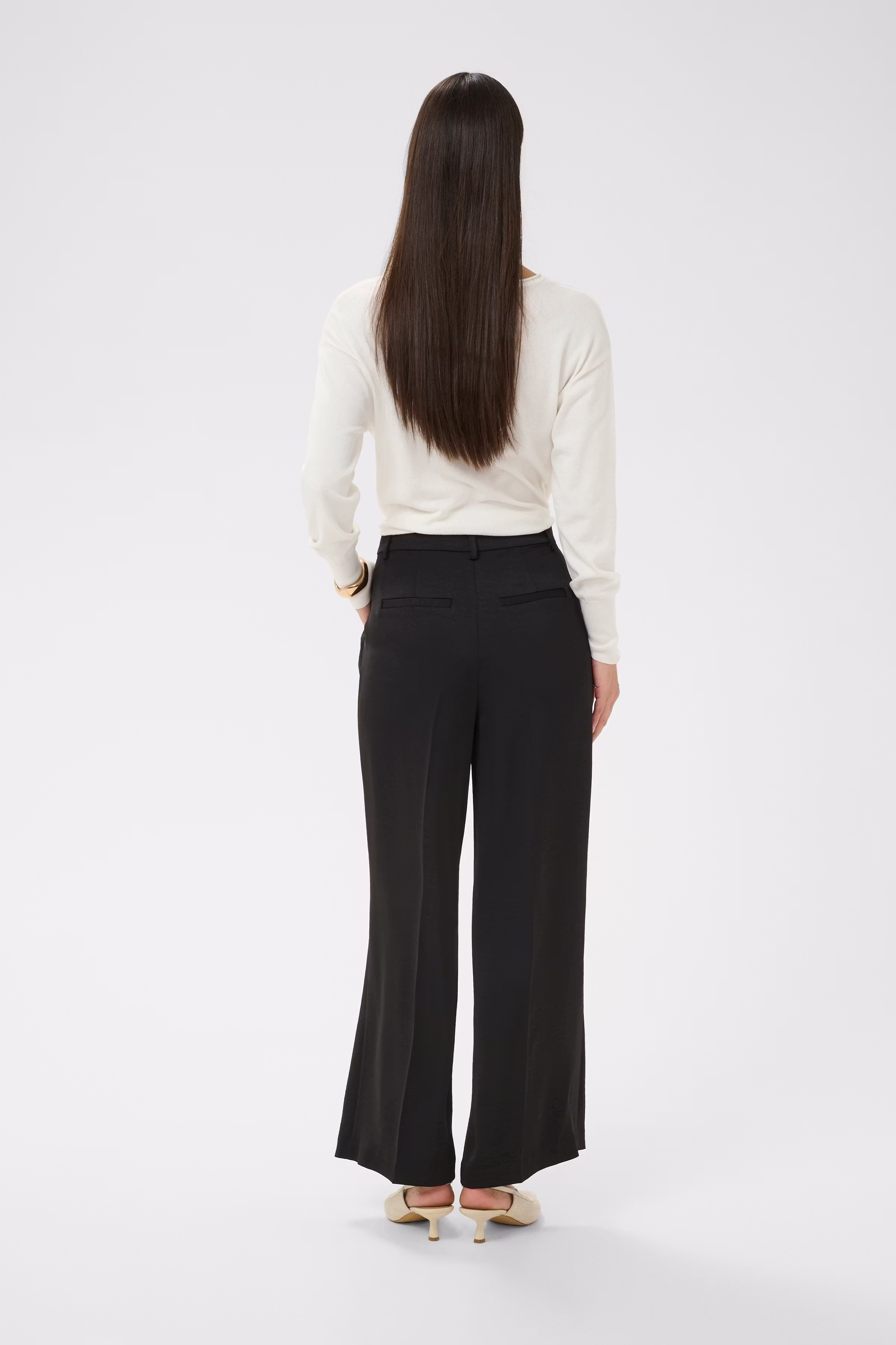 KArory Trousers LOOKBOOK BACK 10511359-100121