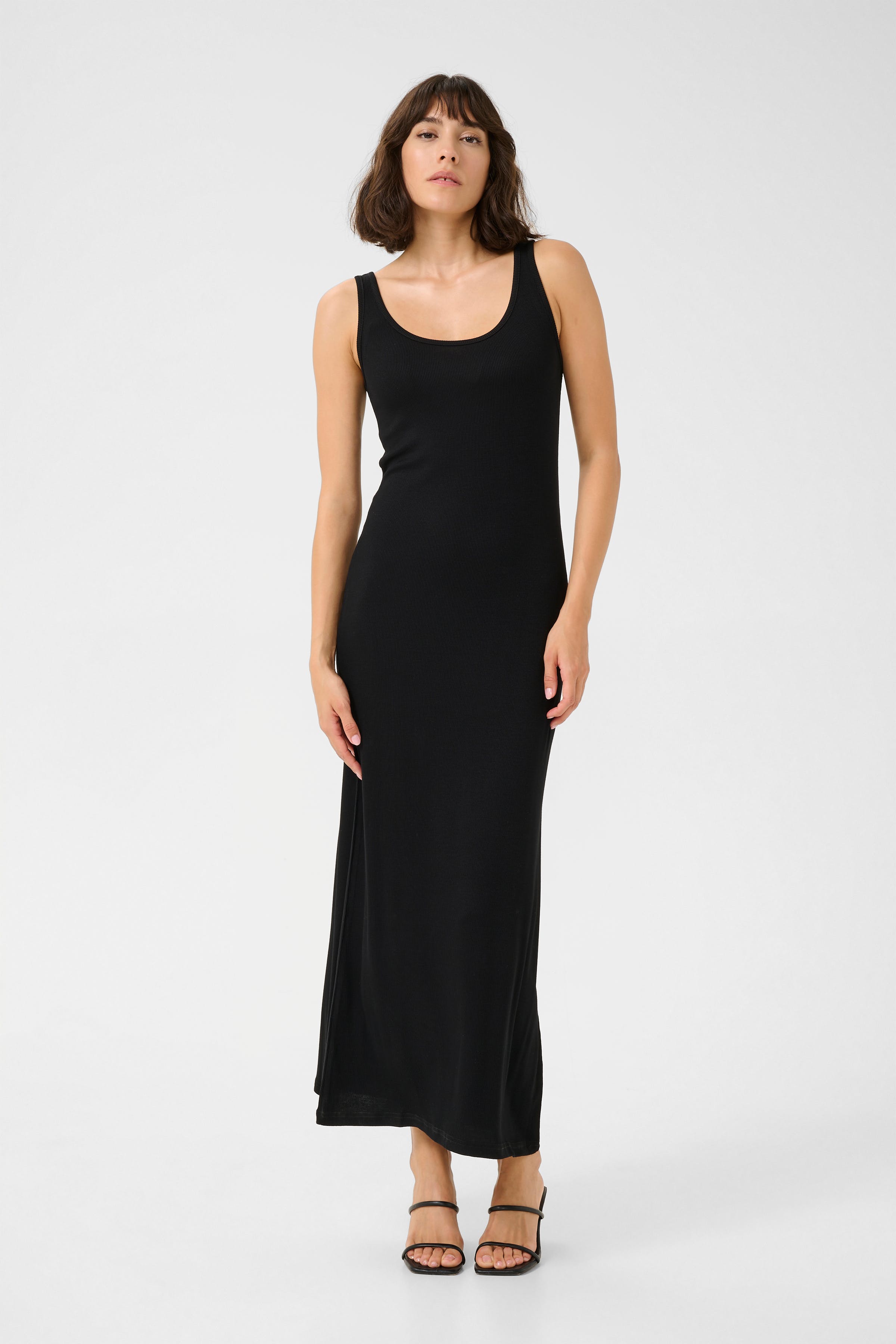 KAcarmin Kjole LOOKBOOK FRONT 10509923-100121