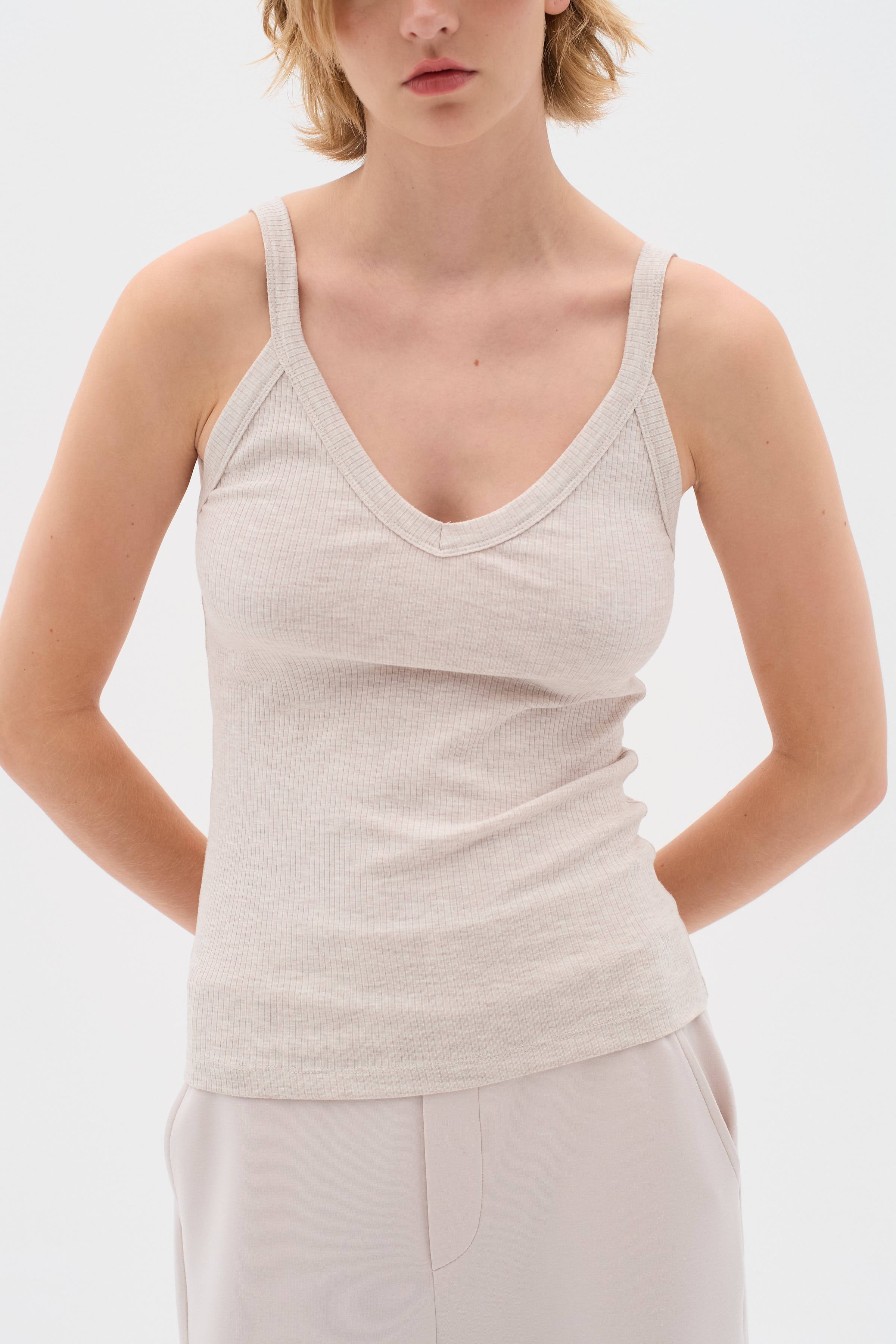 DagnaIW Top LOOKBOOK FRONT 30109849-300597