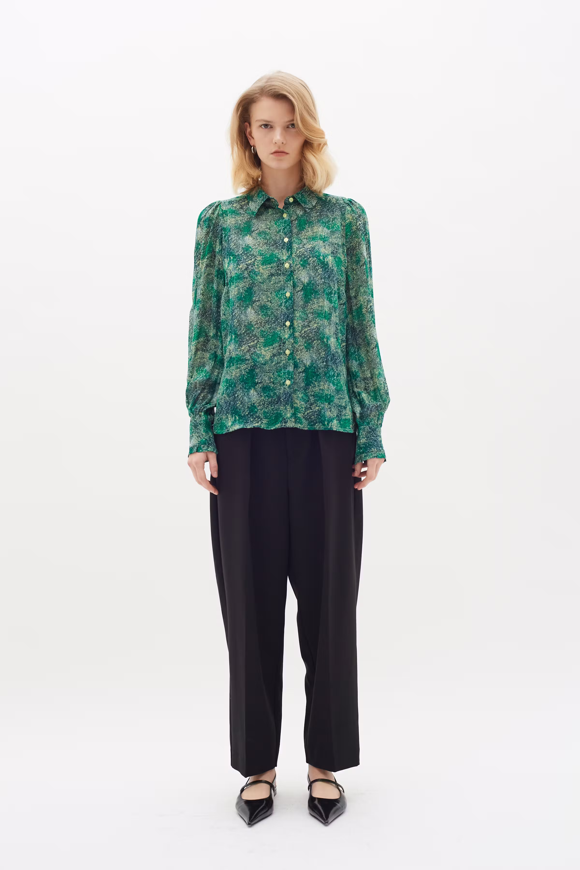 DavilaIW Shirt LOOKBOOK FRONT 30108145-303100