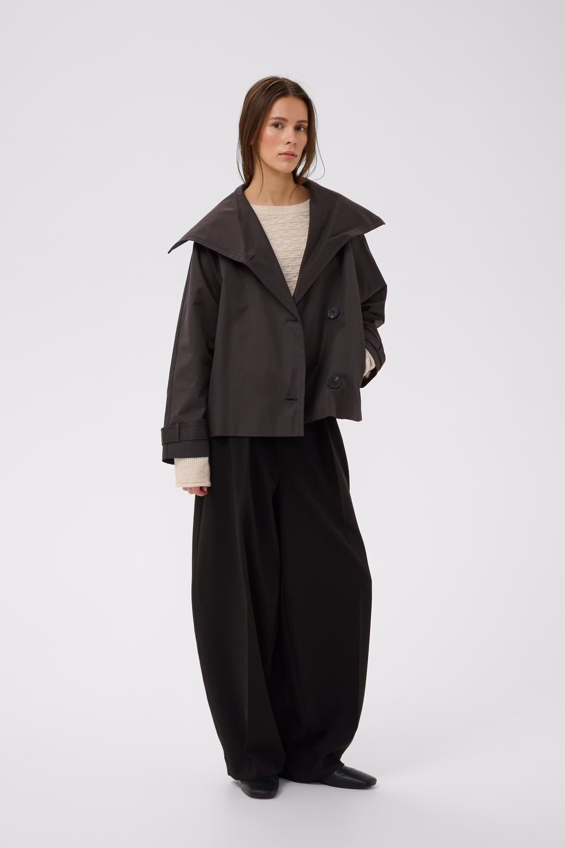 MazieIW Perry kort frakke LOOKBOOK FRONT 30109945-194008