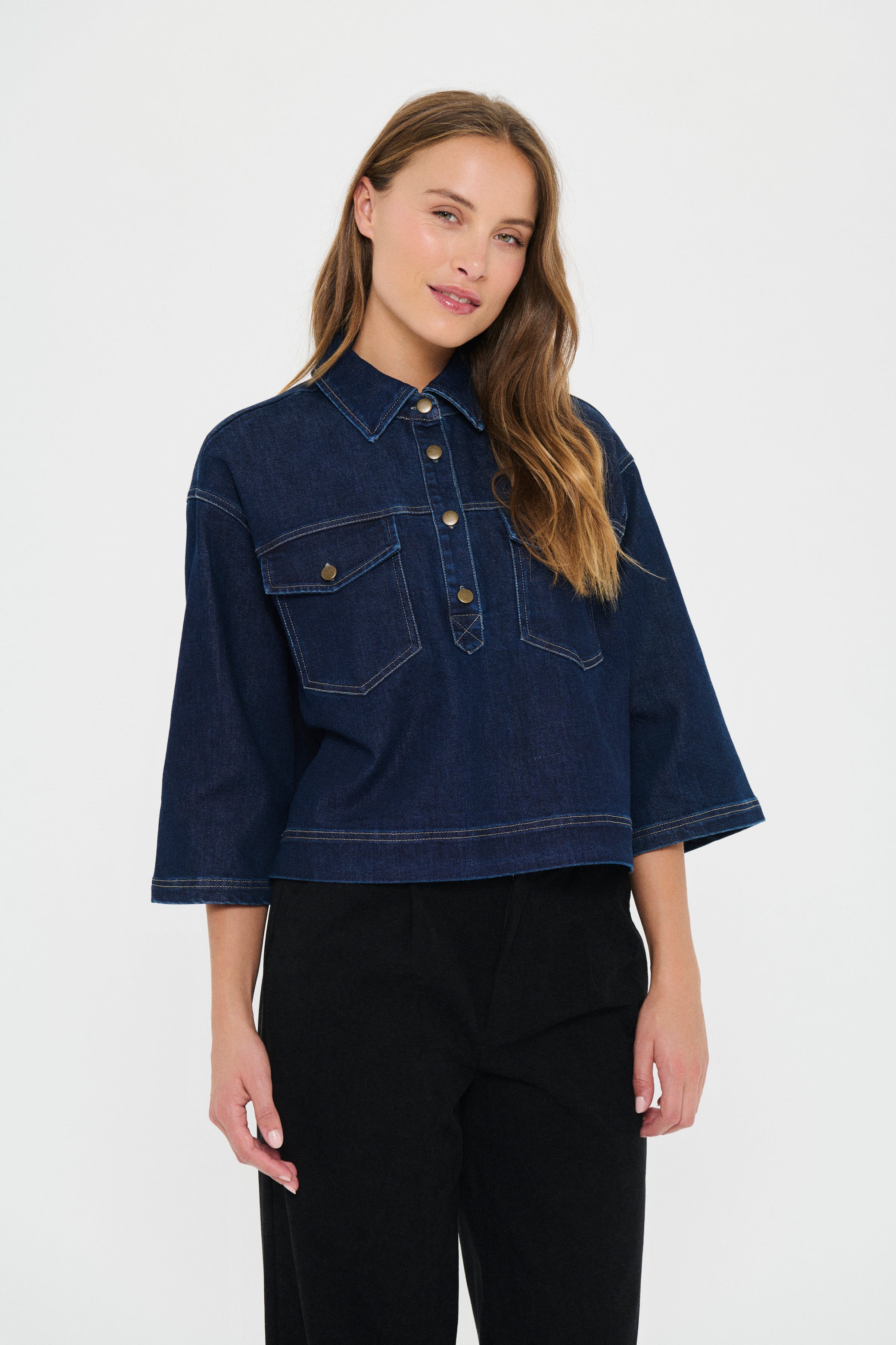 LoesaSZ LOOKBOOK FRONT 30514227-600105