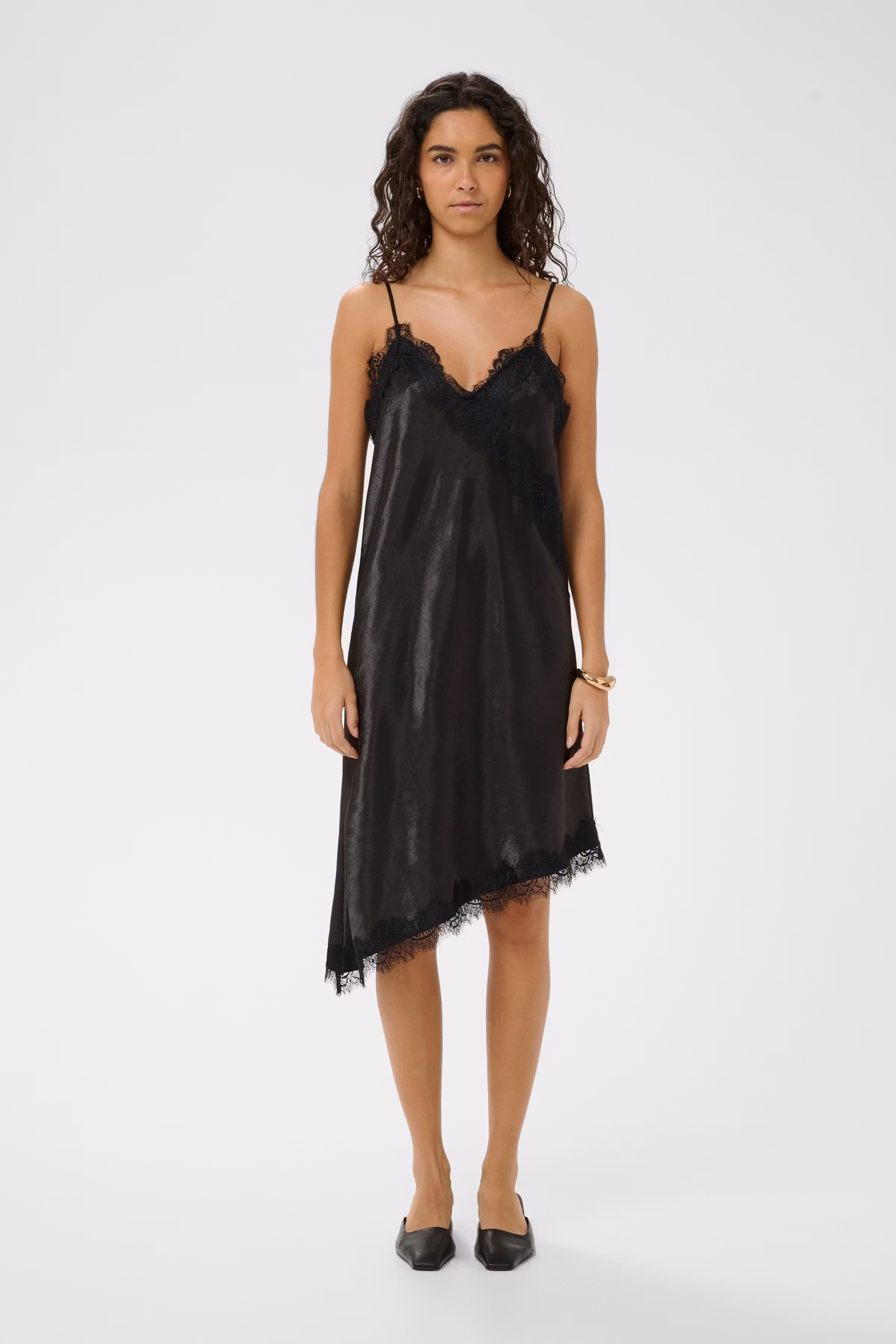 SLIrianne Dress LOOKBOOK FRONT 30409585-194008