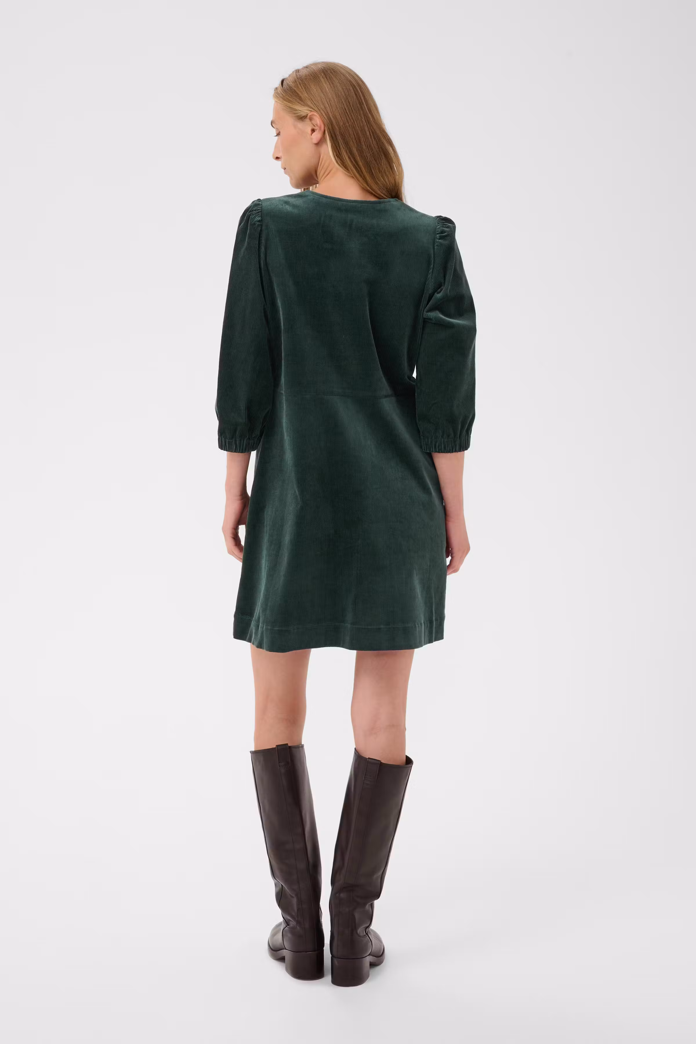 CorinnaPW Kjole LOOKBOOK BACK 30310797-194906