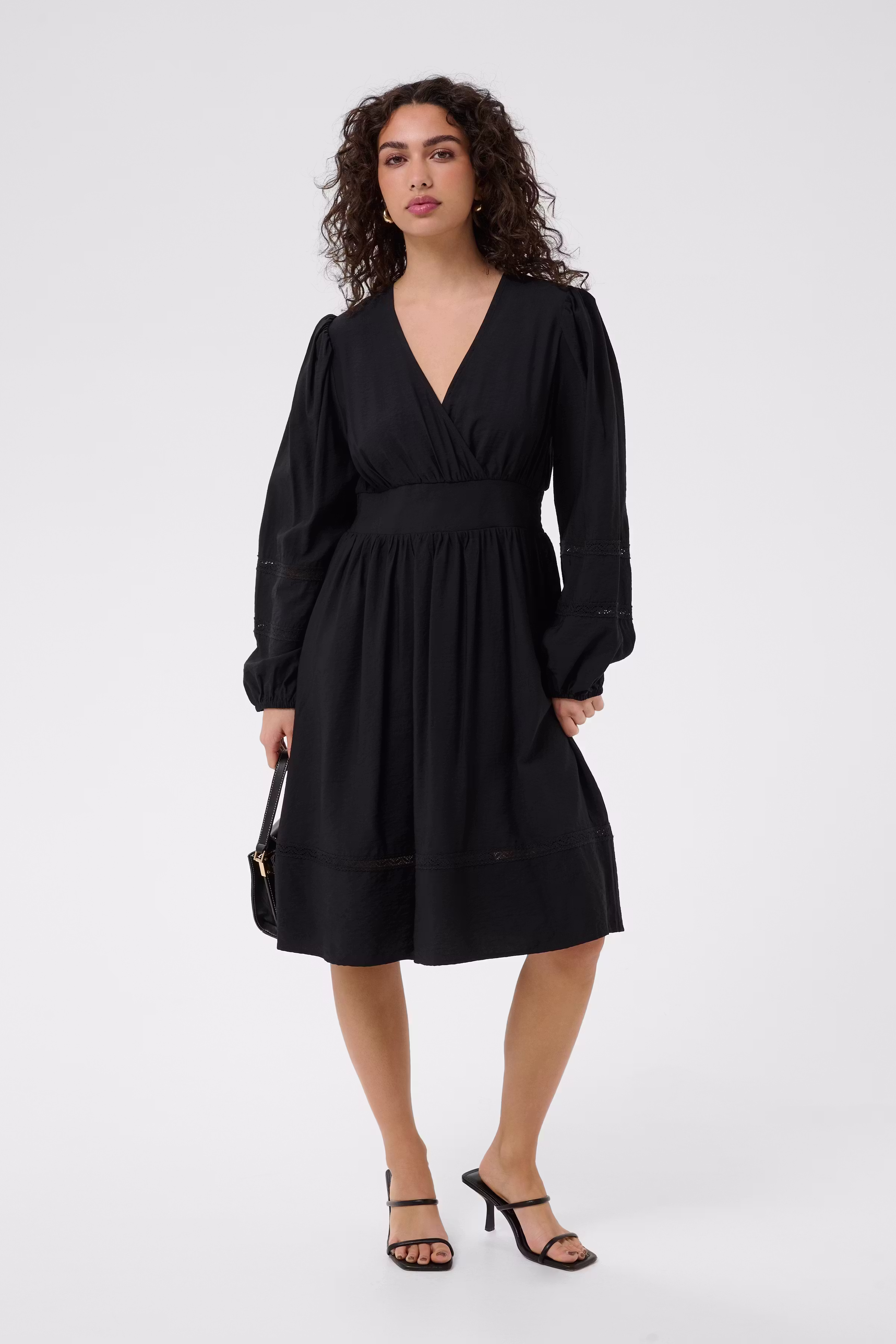 KAhaily Kjole LOOKBOOK FRONT 10511934-100121