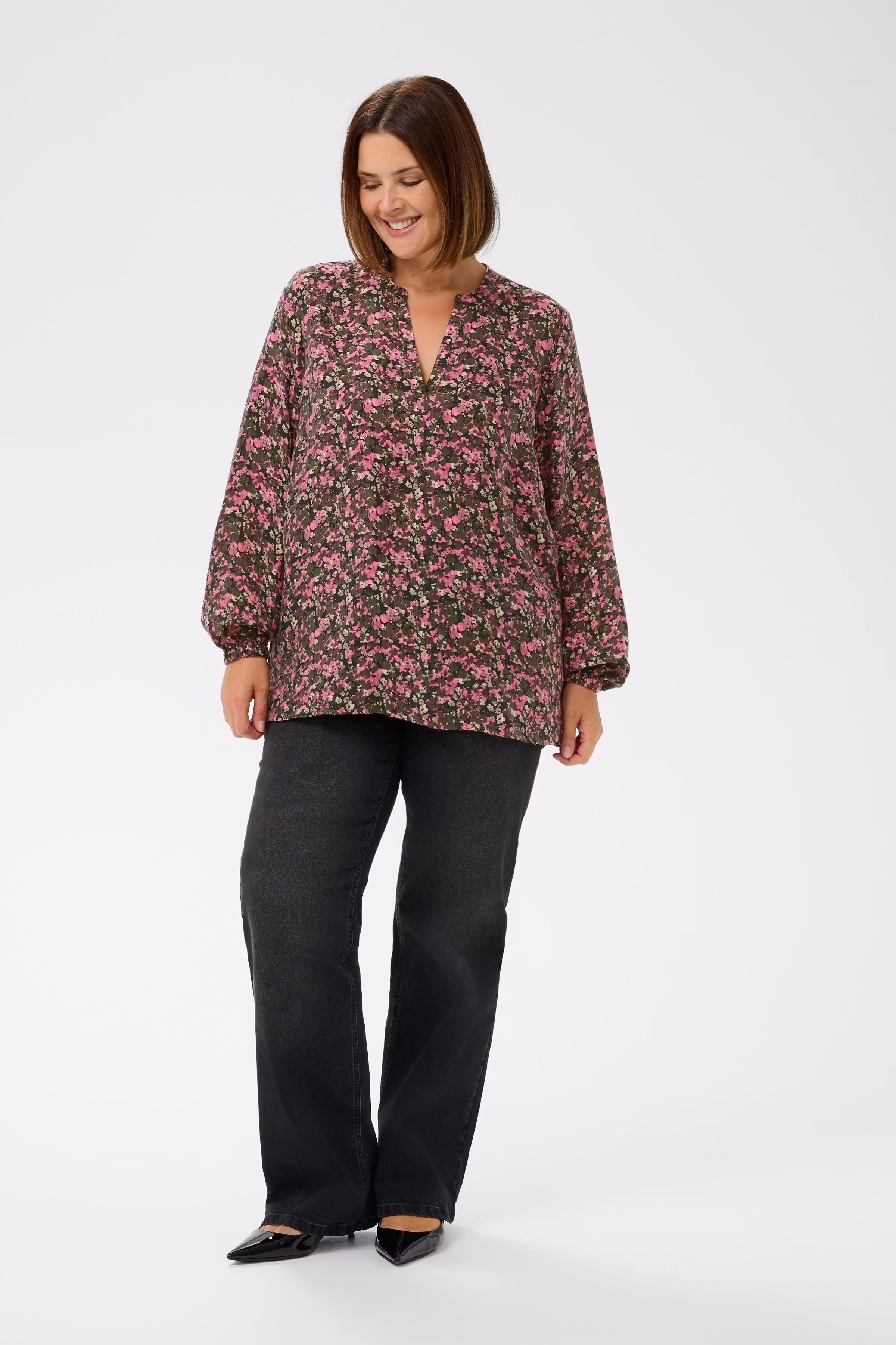 KCbelle Blus LOOKBOOK FRONT 10583920-108749