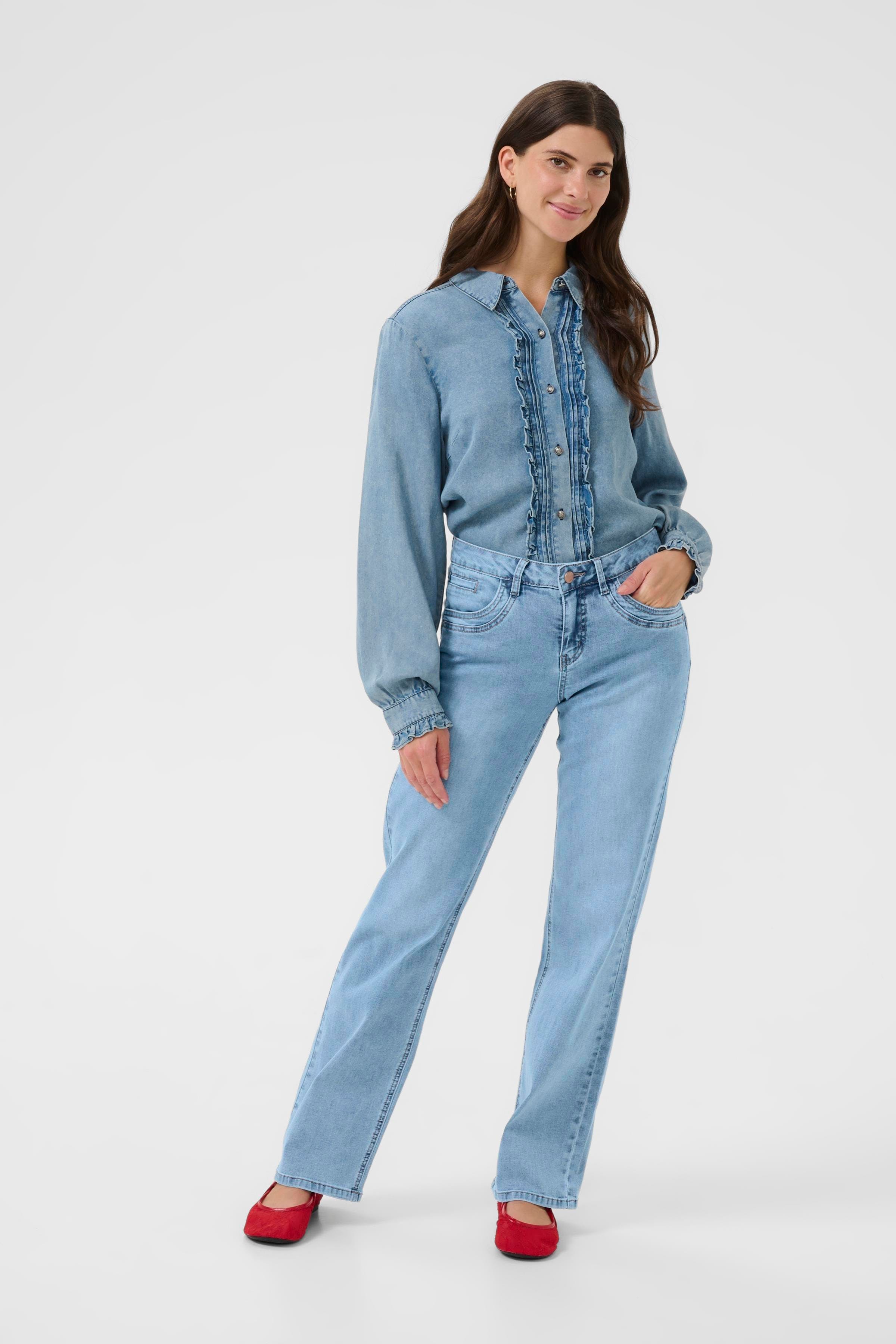 CRLone Jeans LOOKBOOK FRONT 10613866-108844