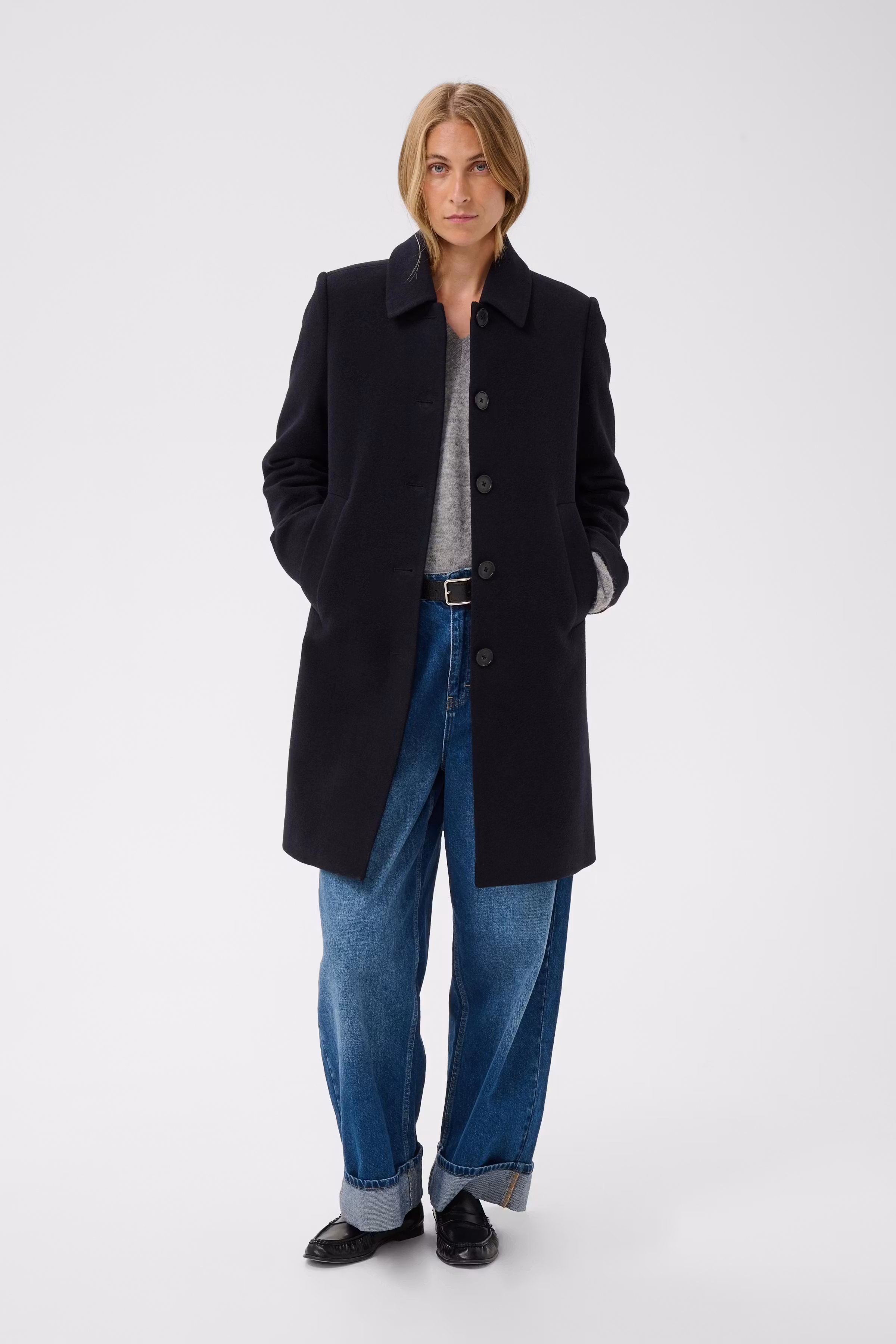Kamillas Coat LOOKBOOK FRONT 30309752-194013