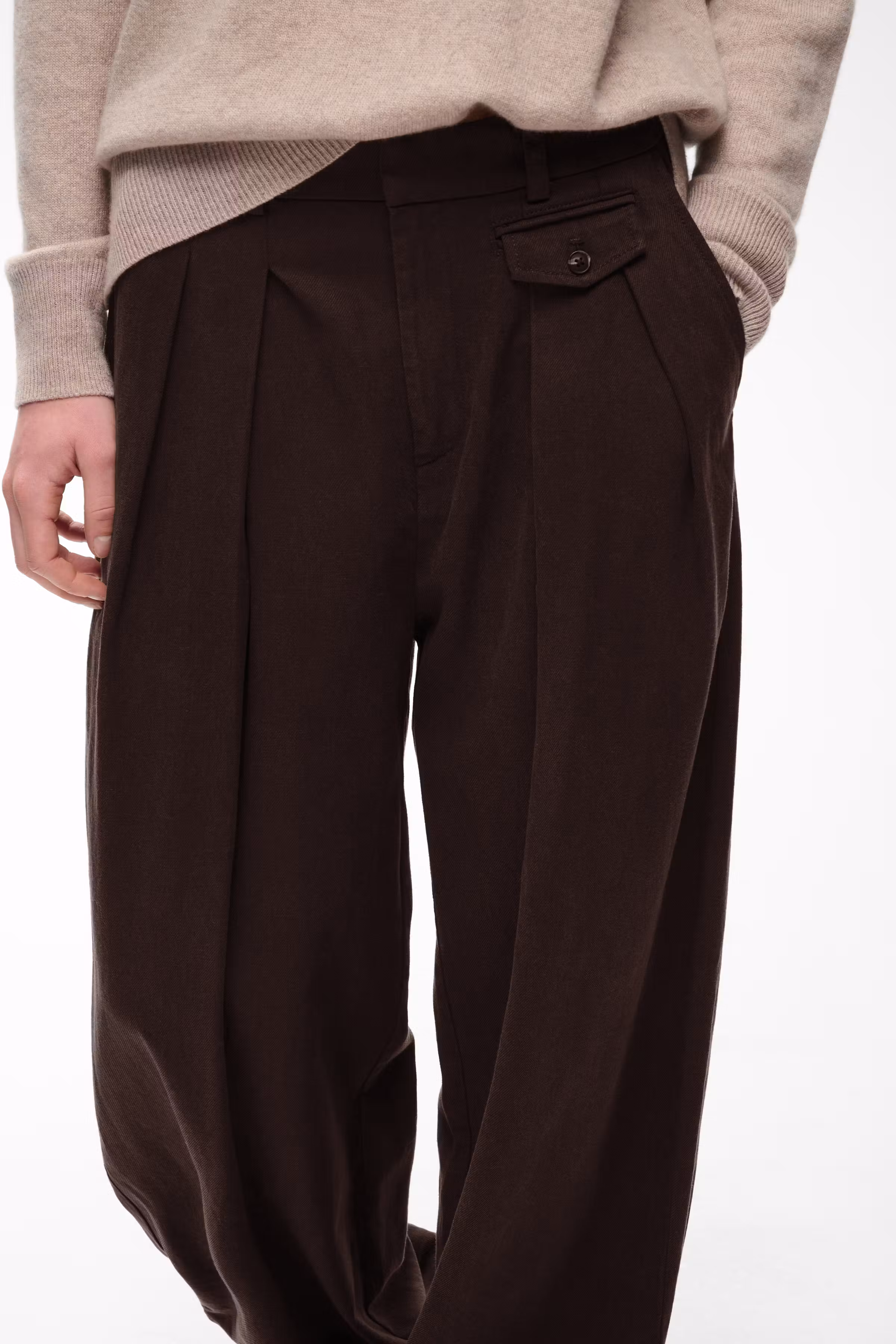 HESSIW Hose LOOKBOOK DETAIL 30112801-191109