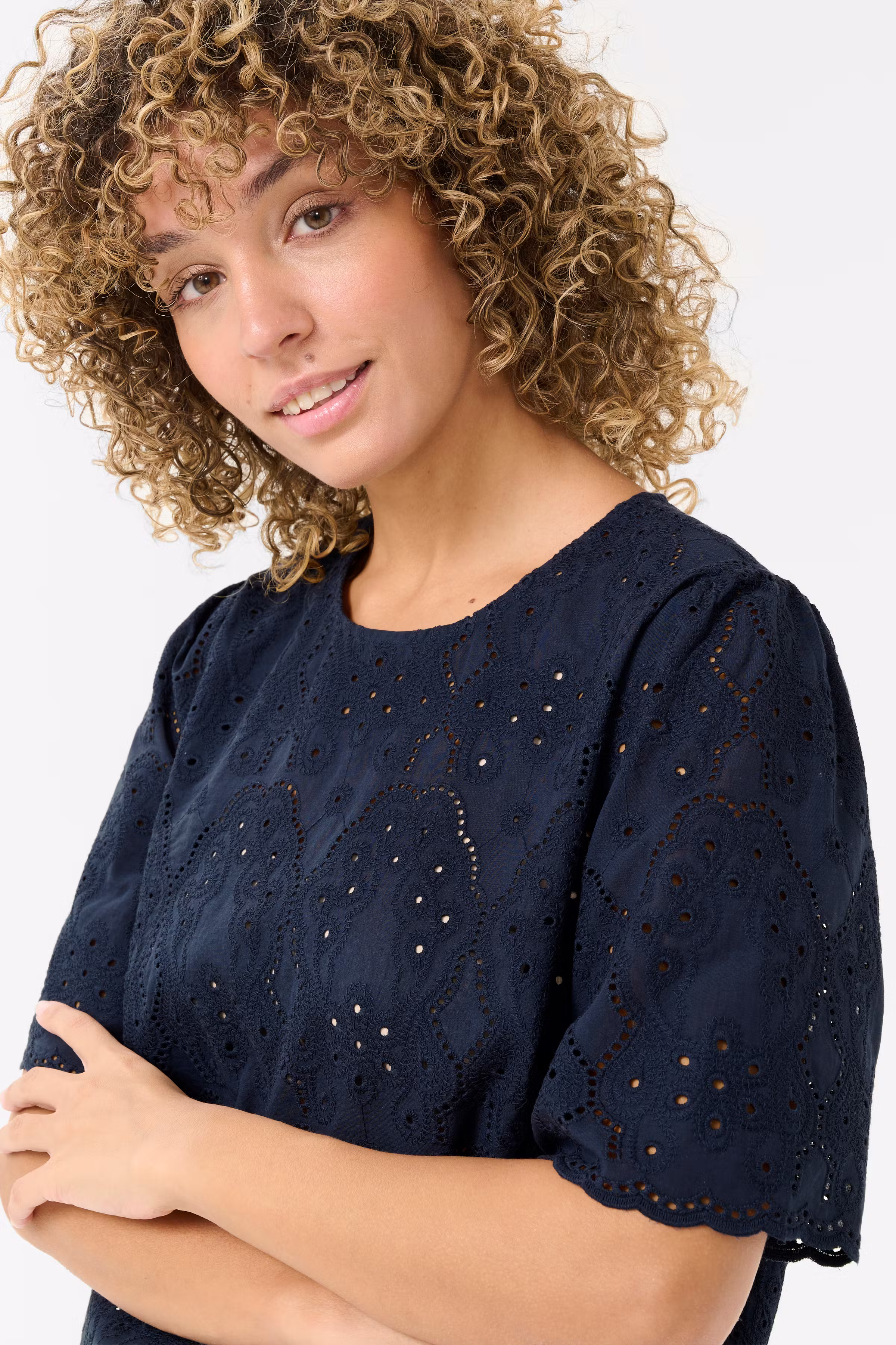 CRFina Blus LOOKBOOK DETAIL 10614006-193923