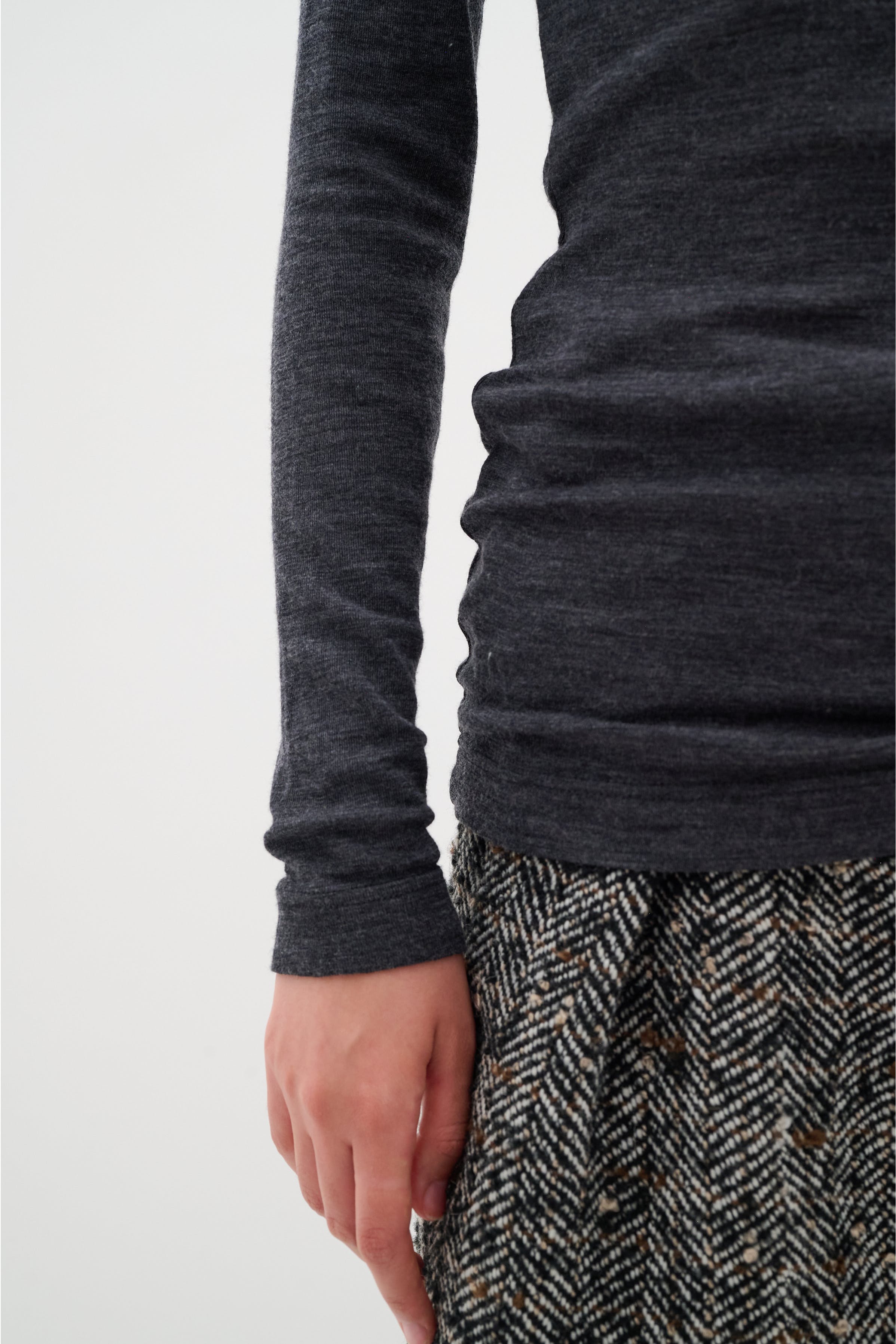 FangIW Wool long sleeved T-shirt LOOKBOOK DETAIL 30106096-1740161