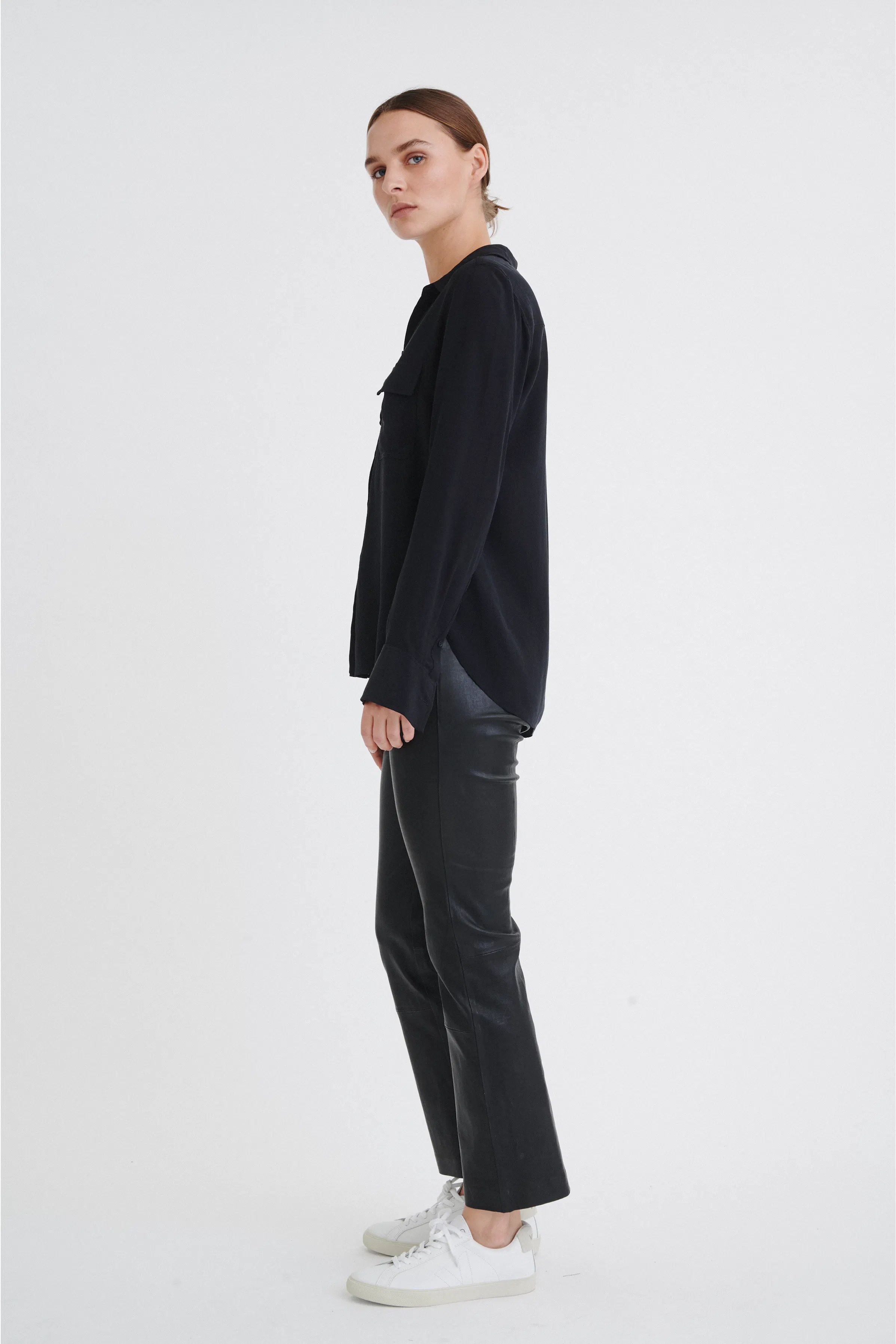 LucieIW Skjorte LOOKBOOK FRONT 30104238-10050