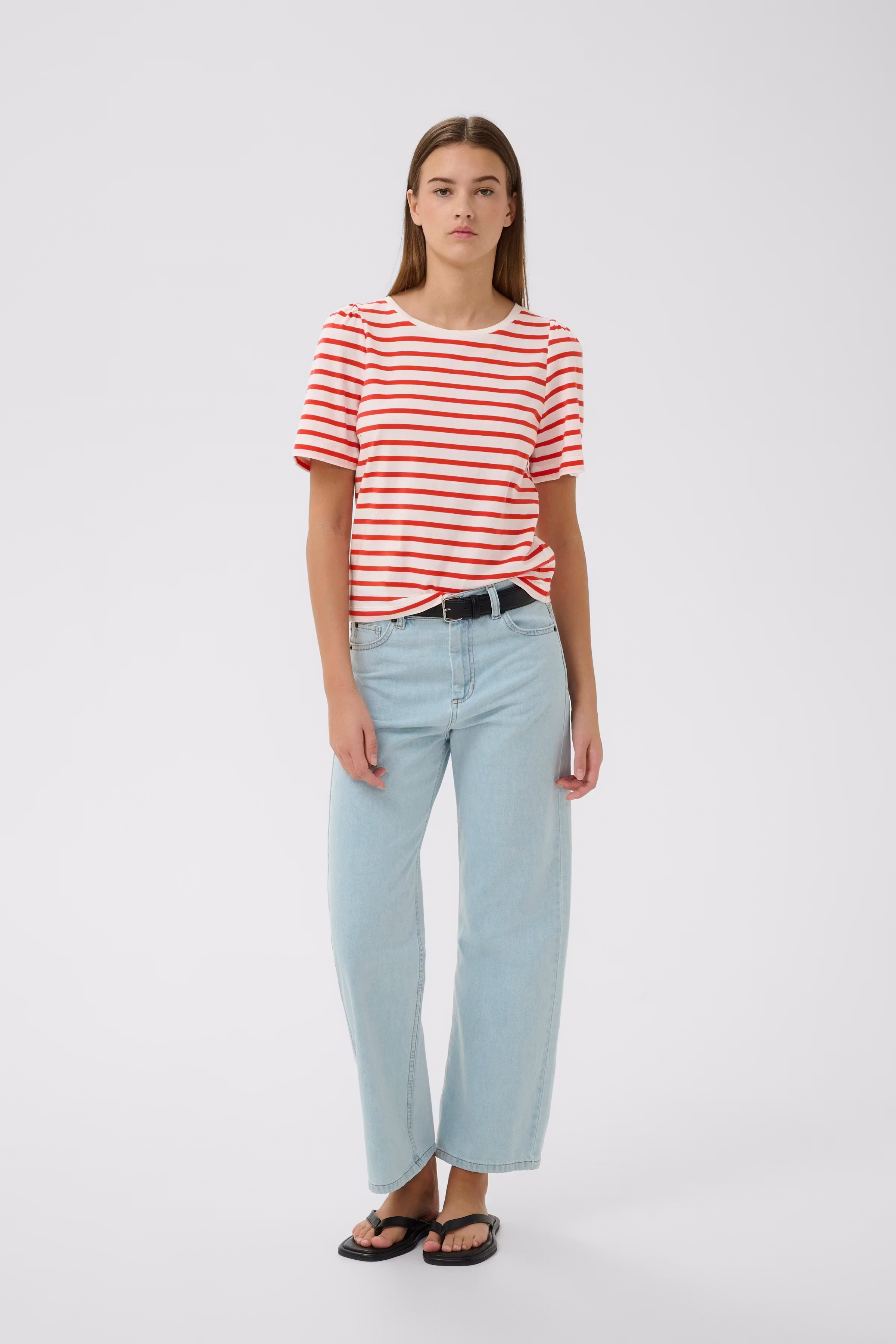 PFIAIW T-shirt LOOKBOOK FRONT 30112572-900007190