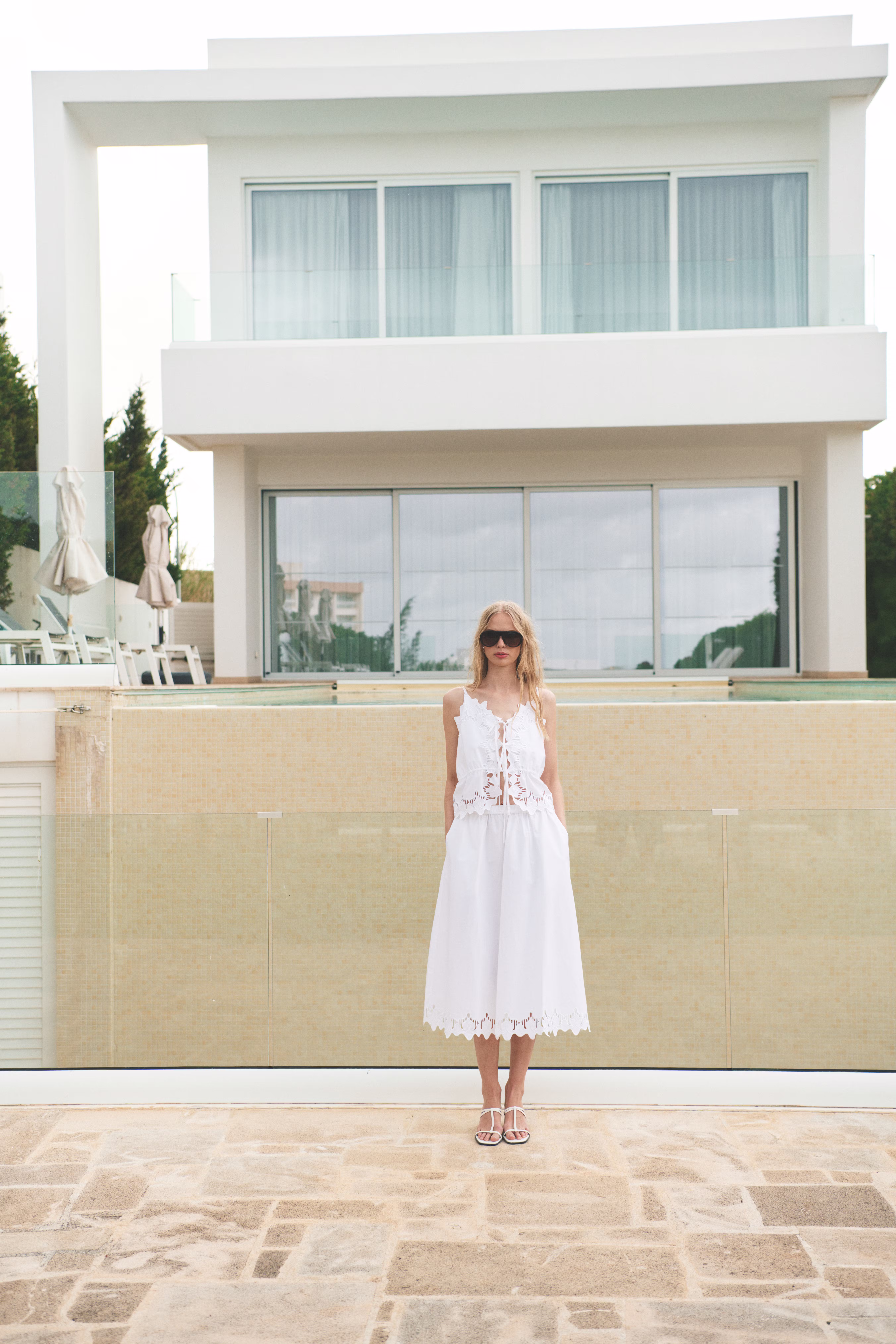 KBvictoria Lace skirt LOCATION NONE 10105458-110601