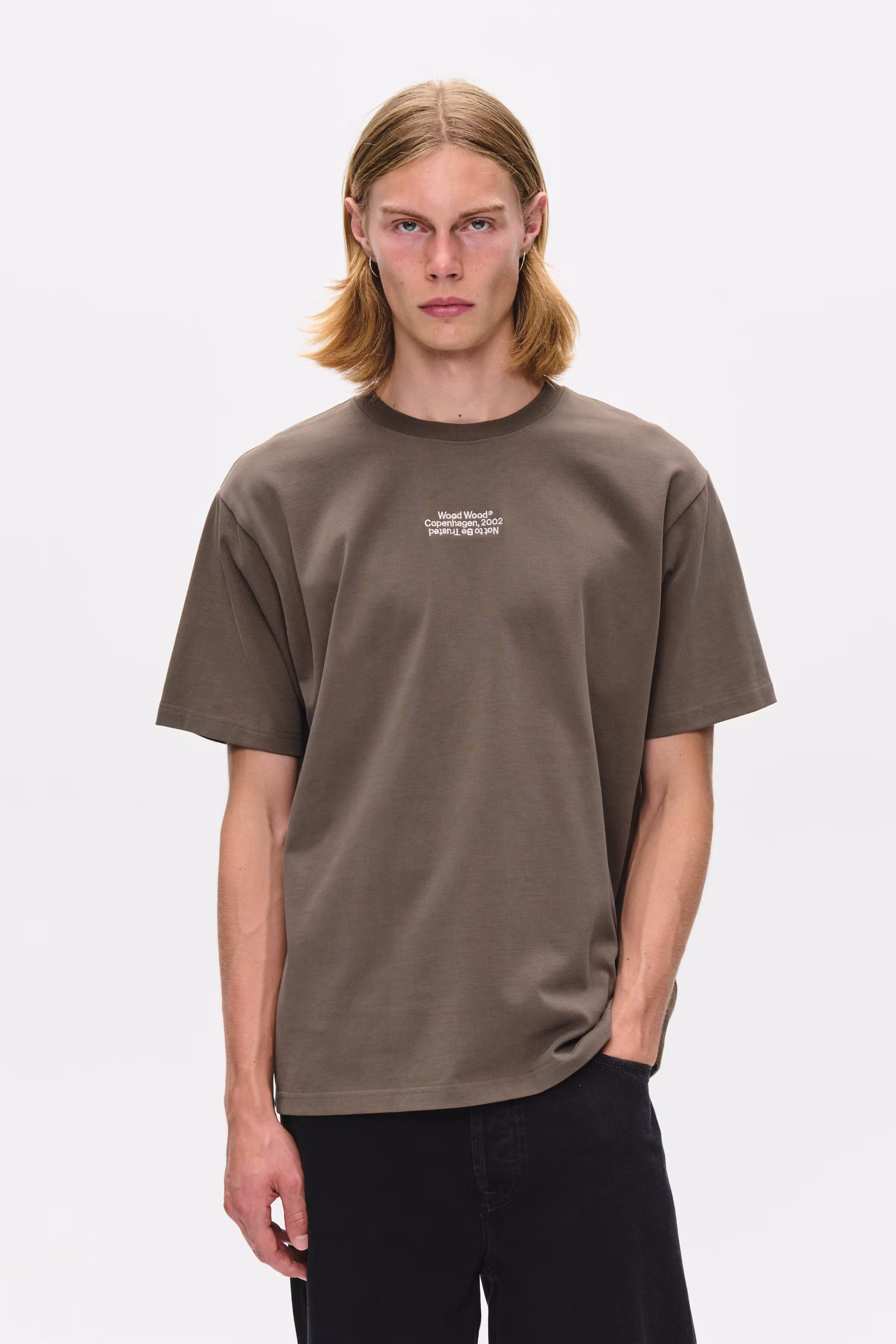 WWOliver T-shirt LOOKBOOK FRONT 30252261-190823