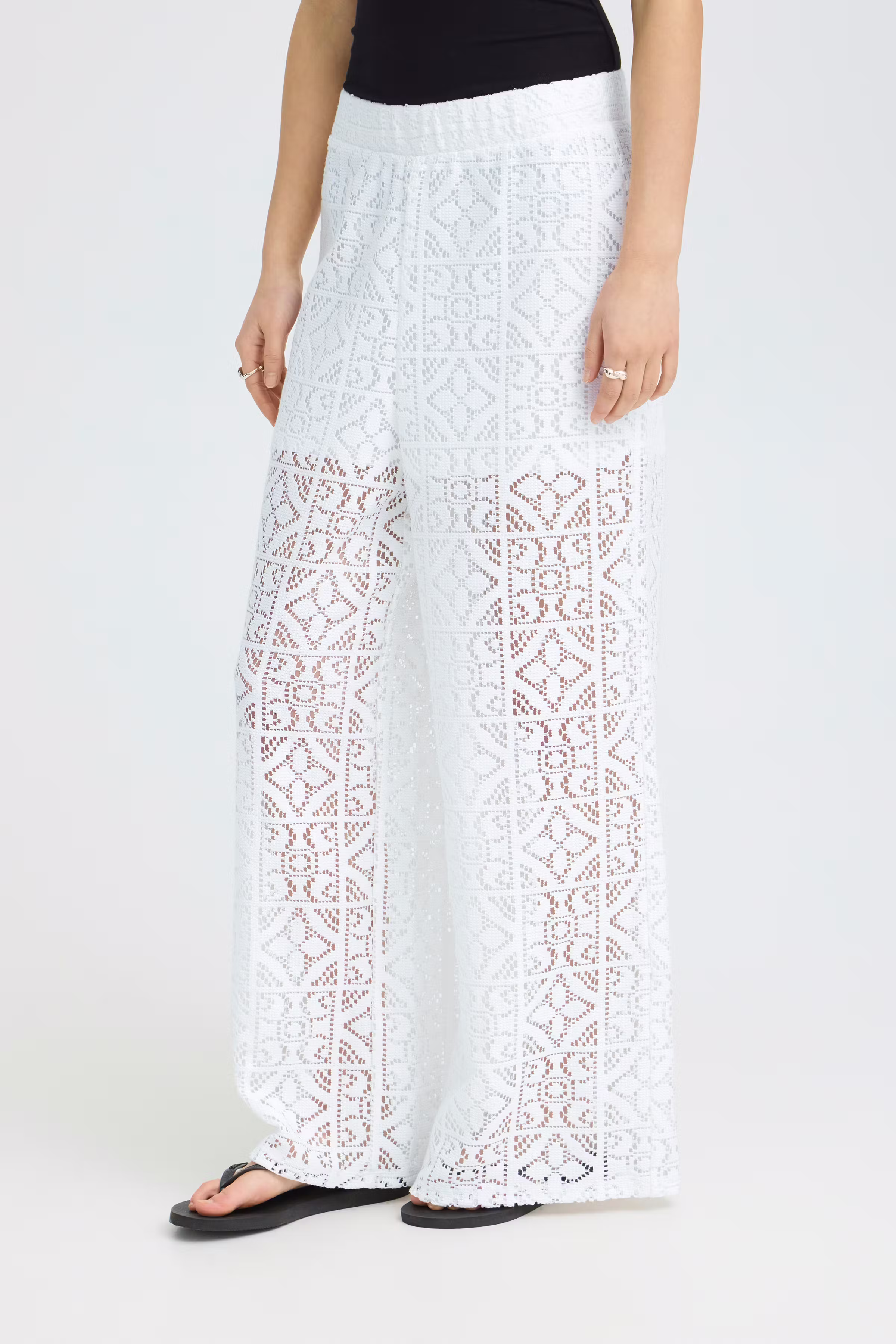 IHNAIMA Bukser LOOKBOOK FRONT 20126571-114201