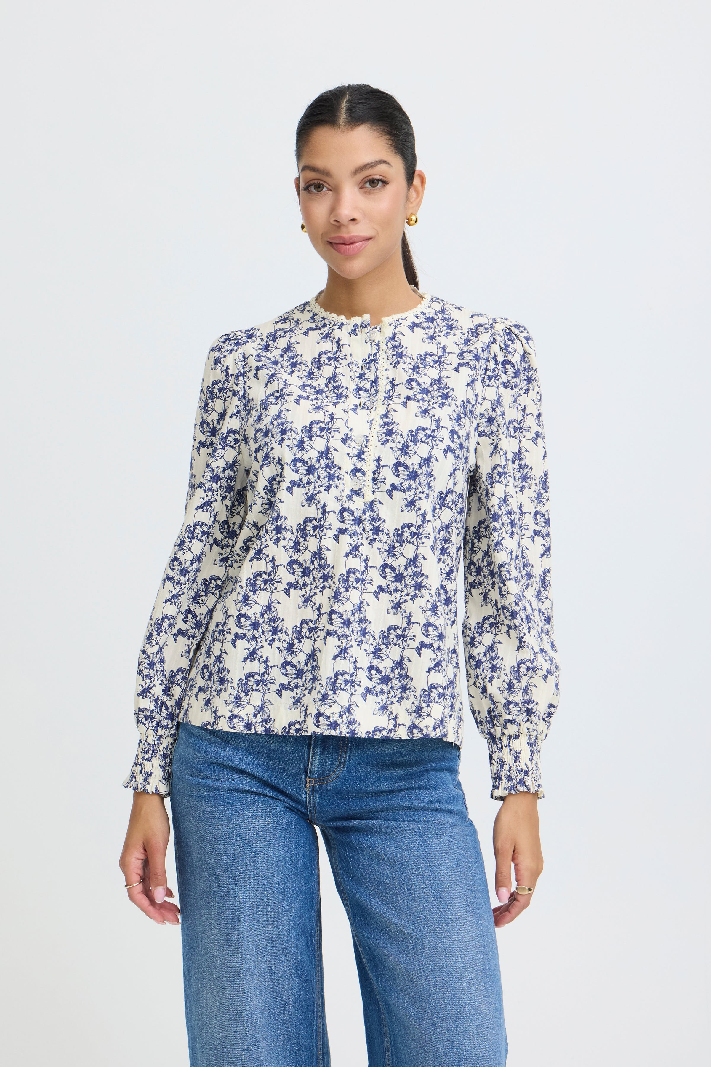 BYJESSE Bluse LOOKBOOK FRONT 20818814-900006604