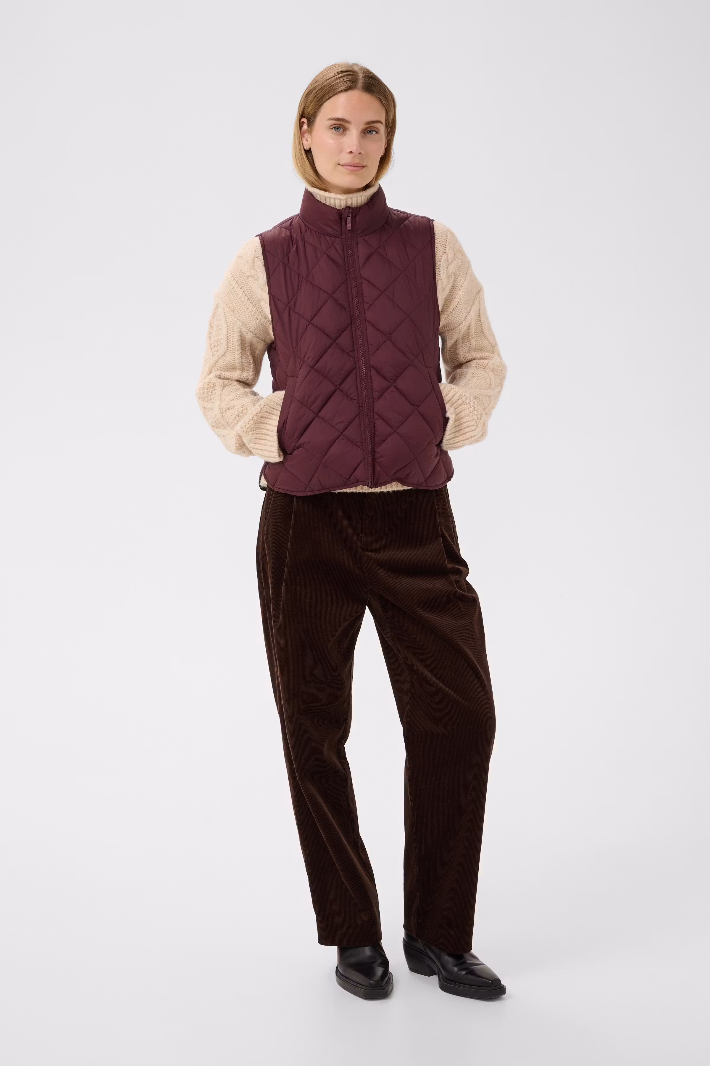 CarlotaPW Warm vest LOOKBOOK FRONT 30310628-191627