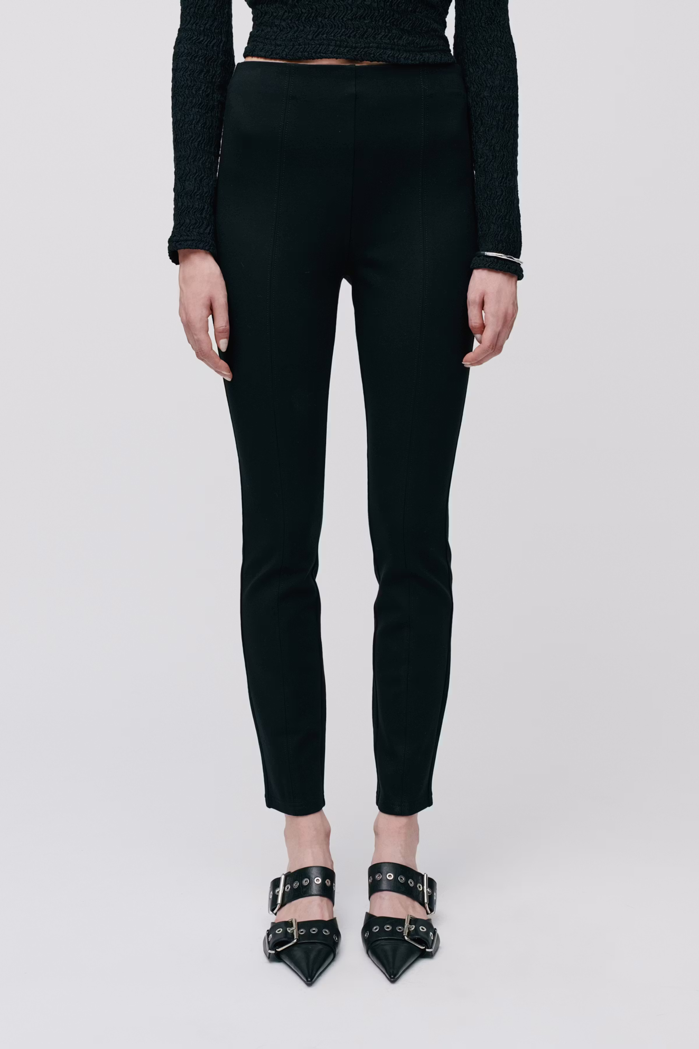 IOPHILIPPA Trousers LOOKBOOK FRONT 30600515-BK999