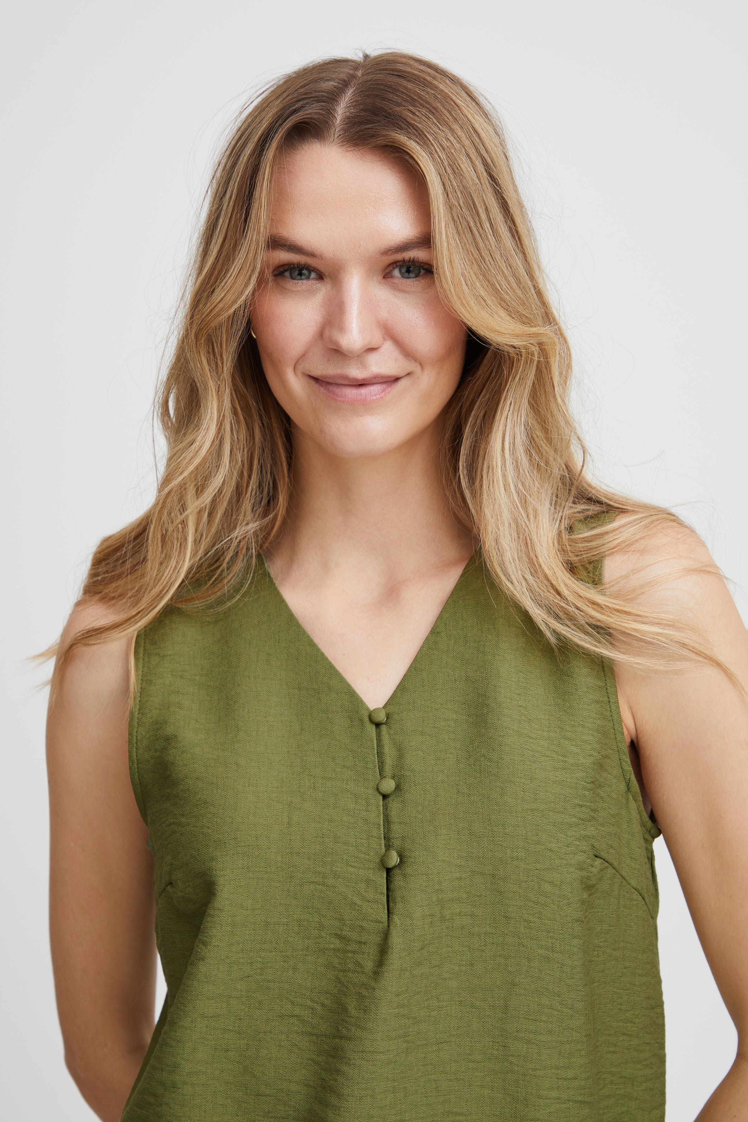 FRHOT Bluse LOOKBOOK DETAIL 20612174-180422