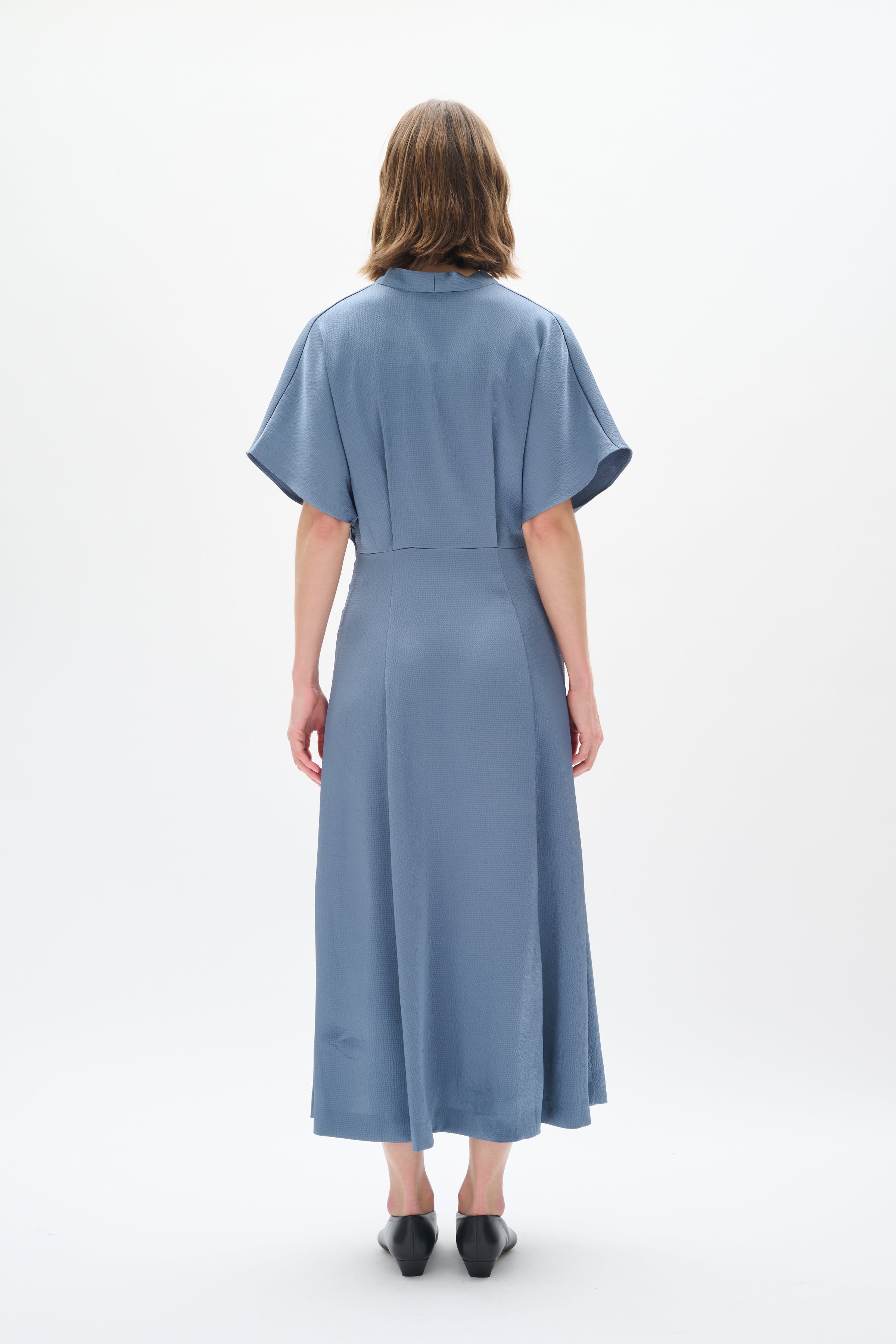 SuzkyIW Dress LOOKBOOK BACK 30110792-183916