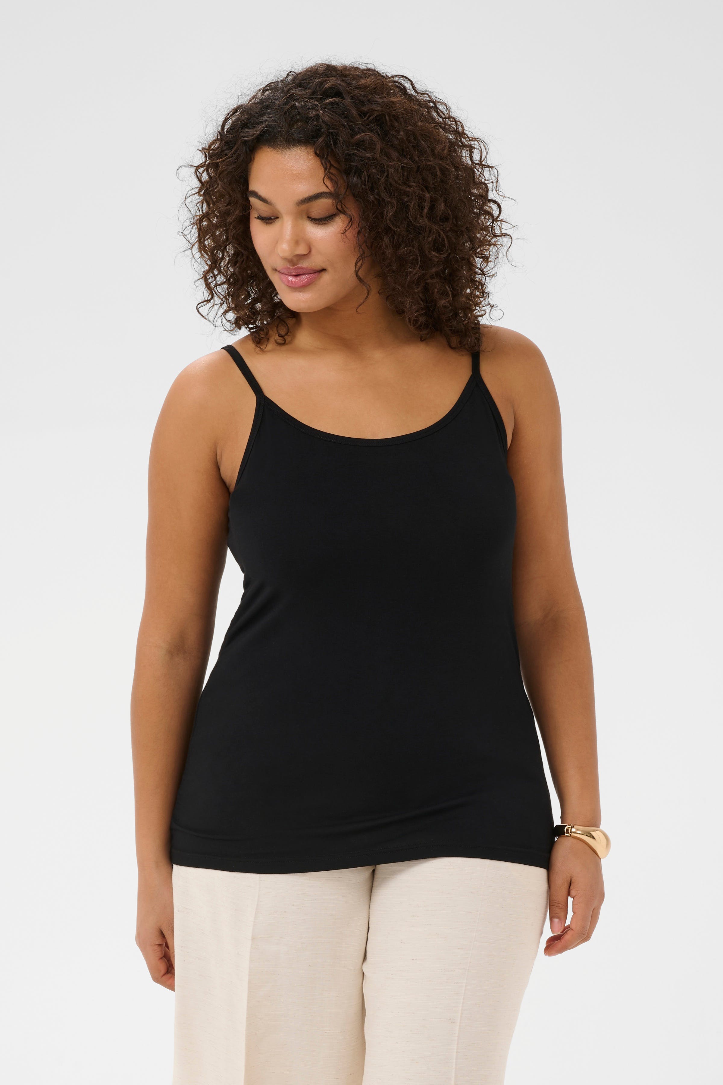 KCjena Top LOOKBOOK FRONT 10582744-100121