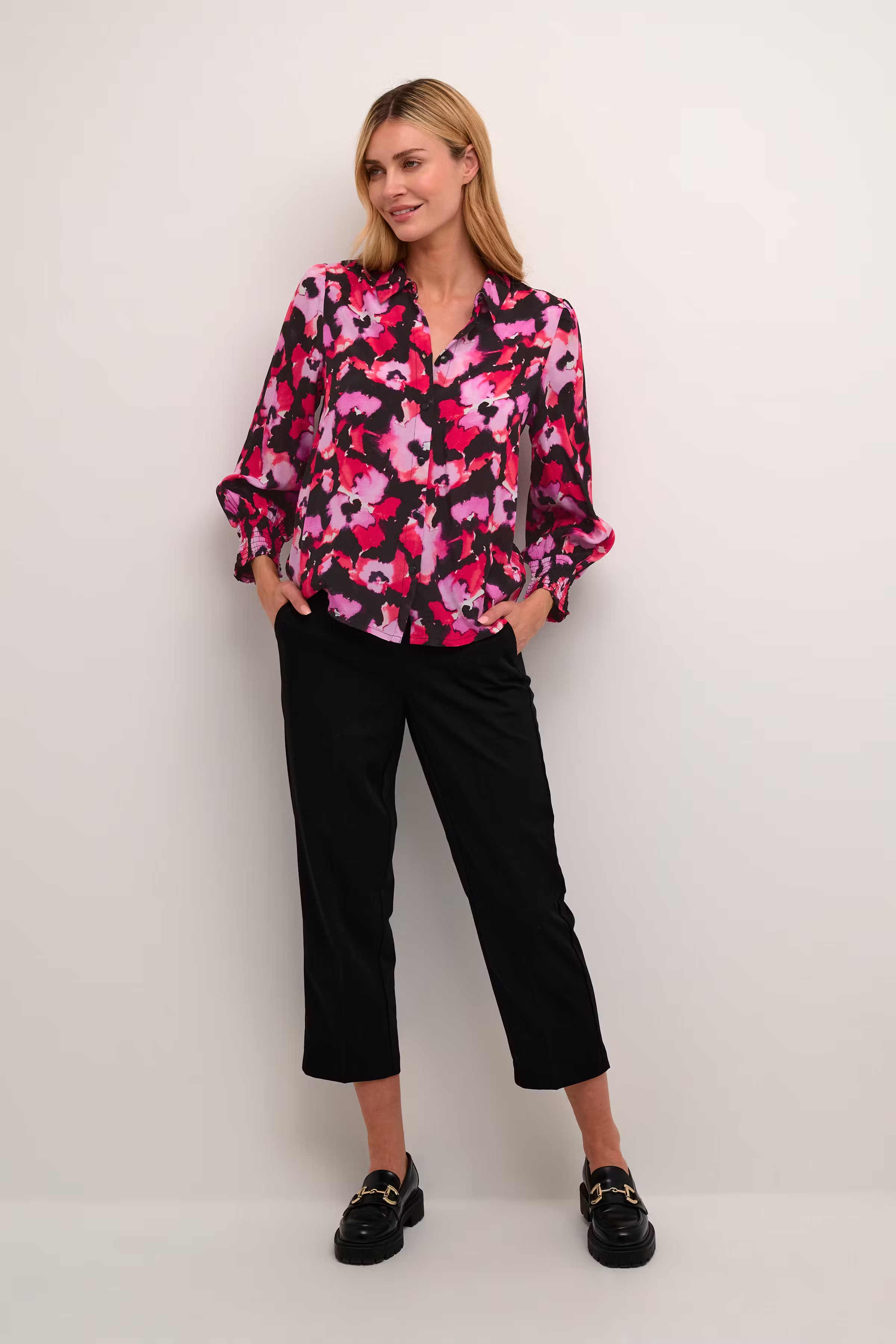 KAtanya Overhemd LOOKBOOK FRONT 10508183-105255