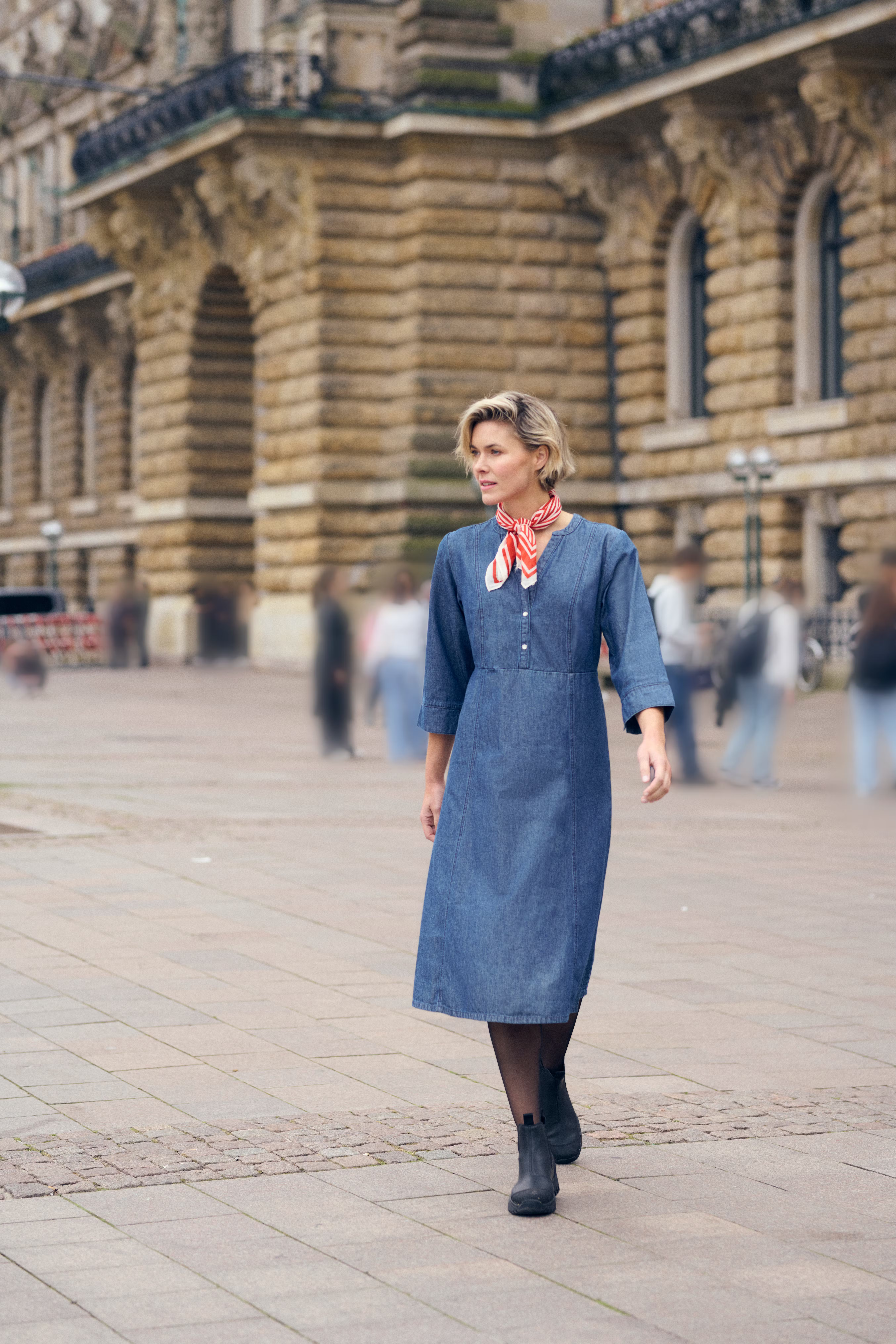 BPalice KlÃ¤nning LOCATION NONE 10590893-107757B