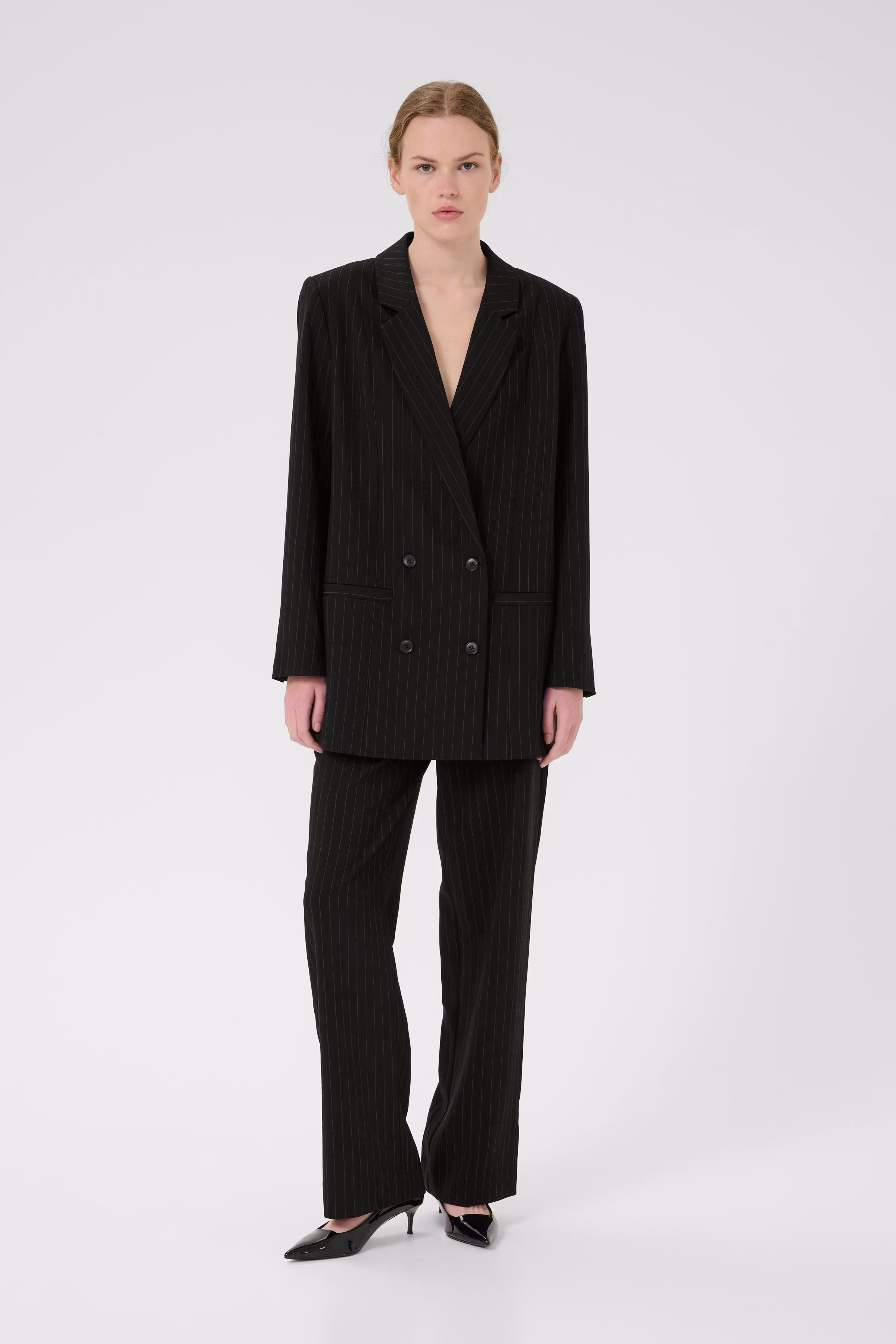 JoelleGZ Blazer LOOKBOOK FRONT 10909019-105657