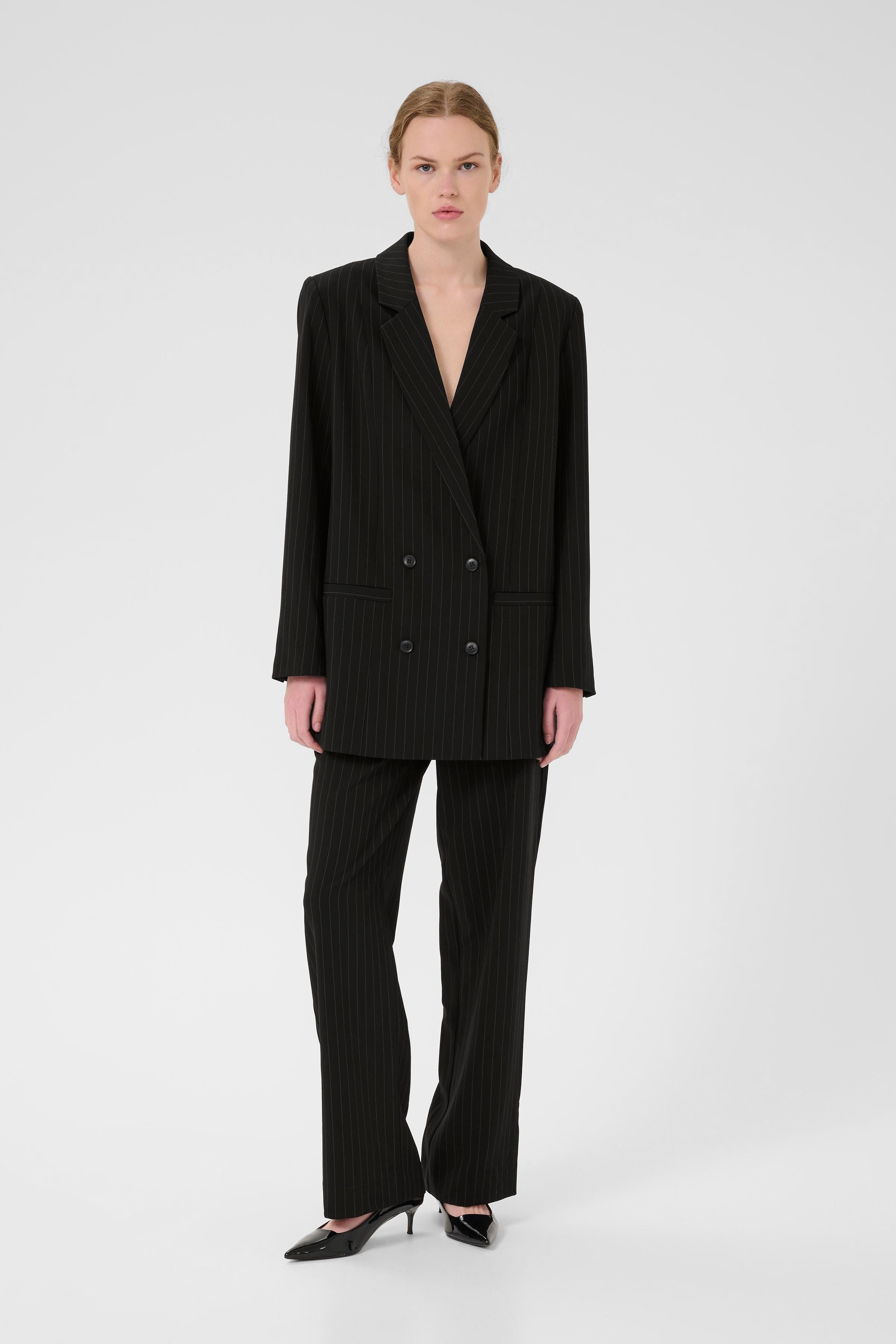 JoelleGZ Blazer LOOKBOOK FRONT 10909019-105657