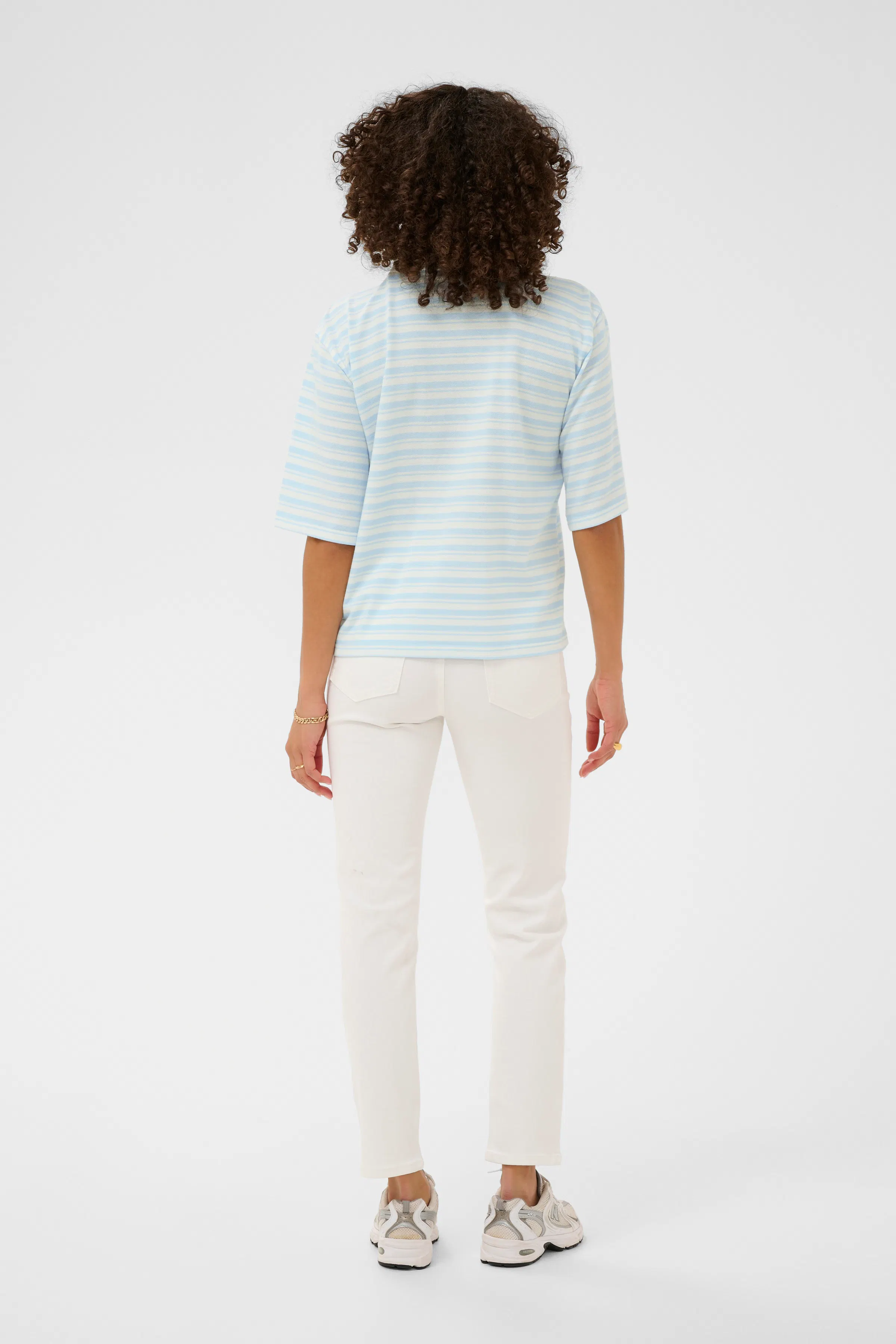 KAmiala T-shirt LOOKBOOK BACK 10511572-109295
