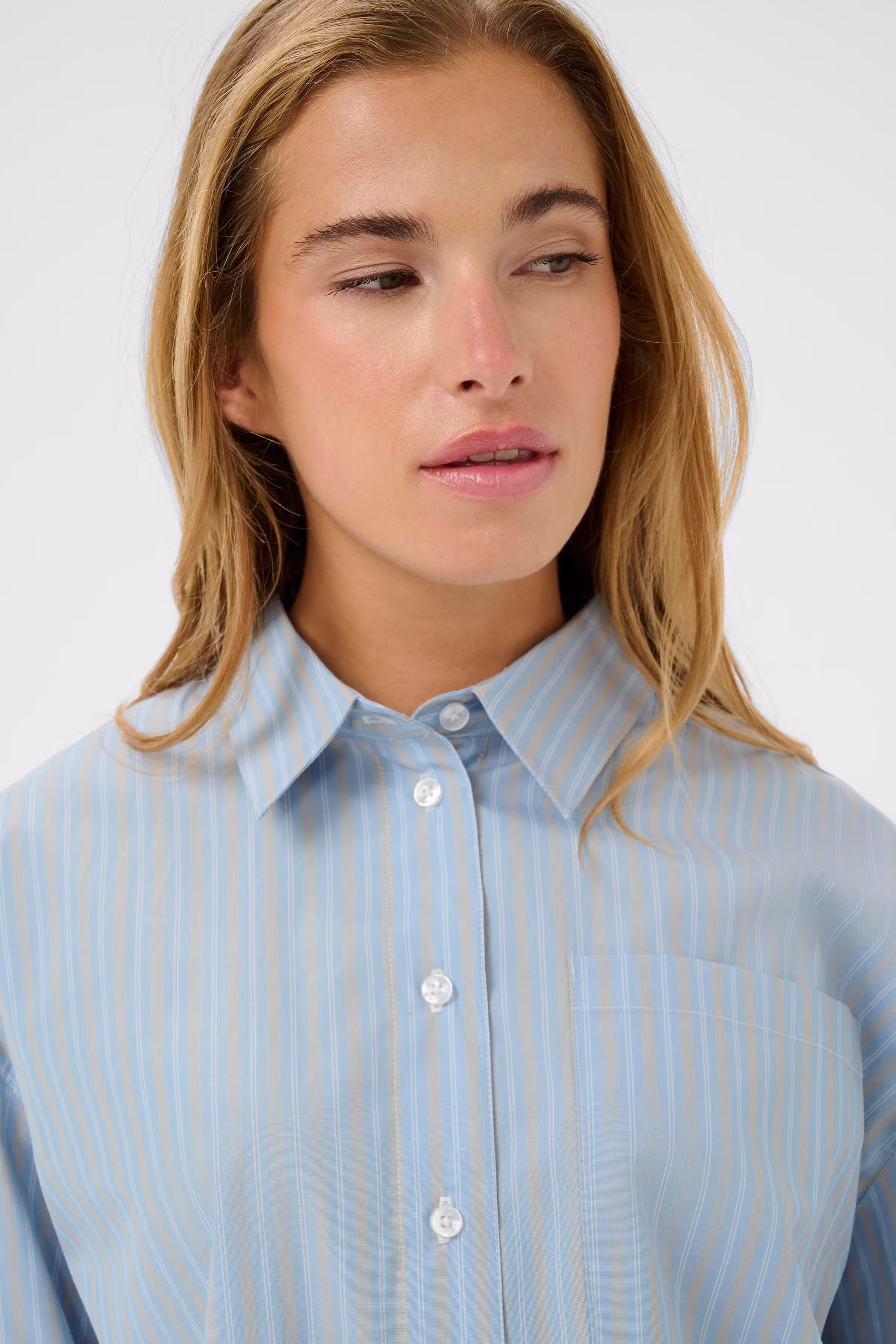 KAlevia Skjorte LOOKBOOK DETAIL 10511099-108835