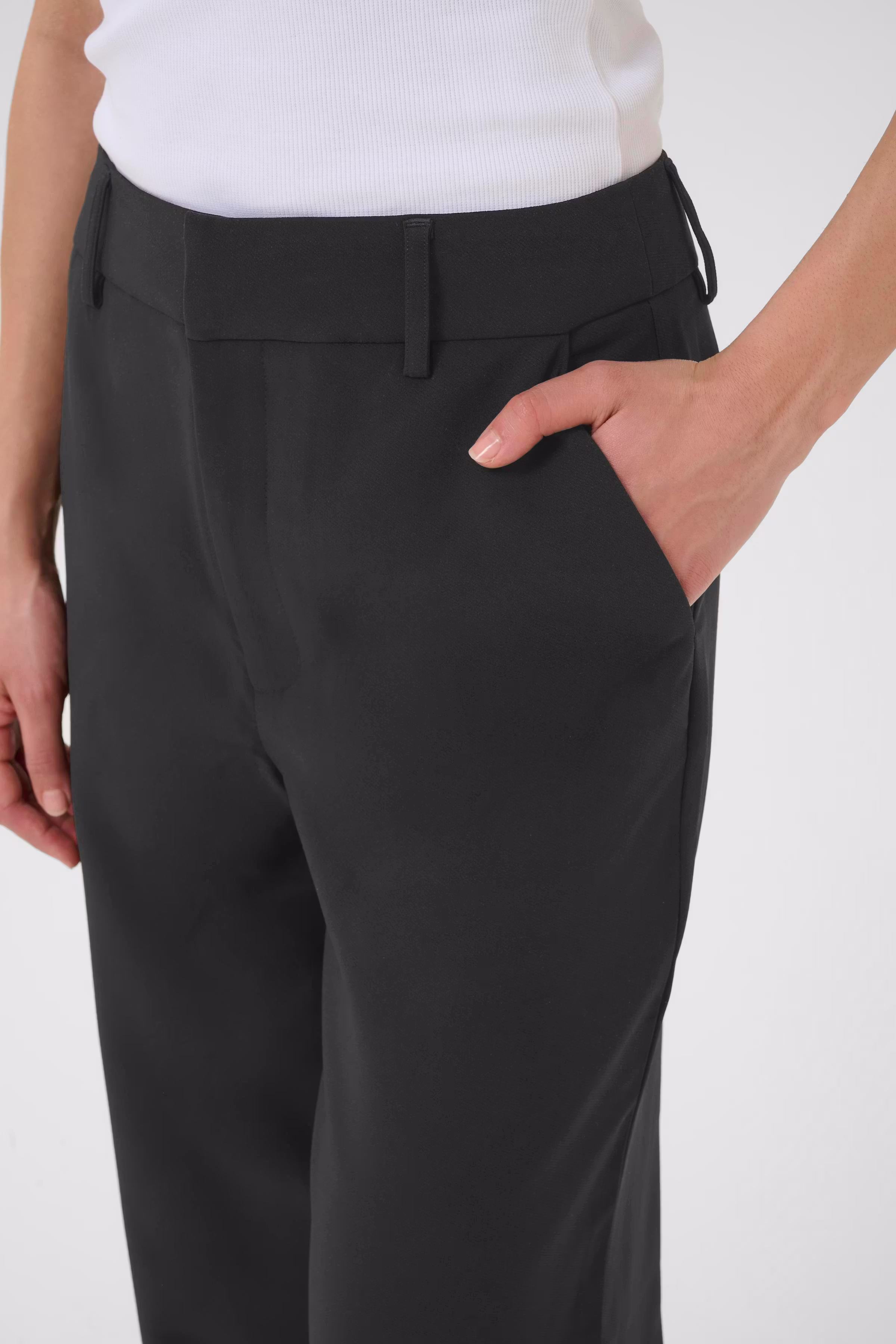 JoelleGZ Trousers LOOKBOOK DETAIL 10903537-90001