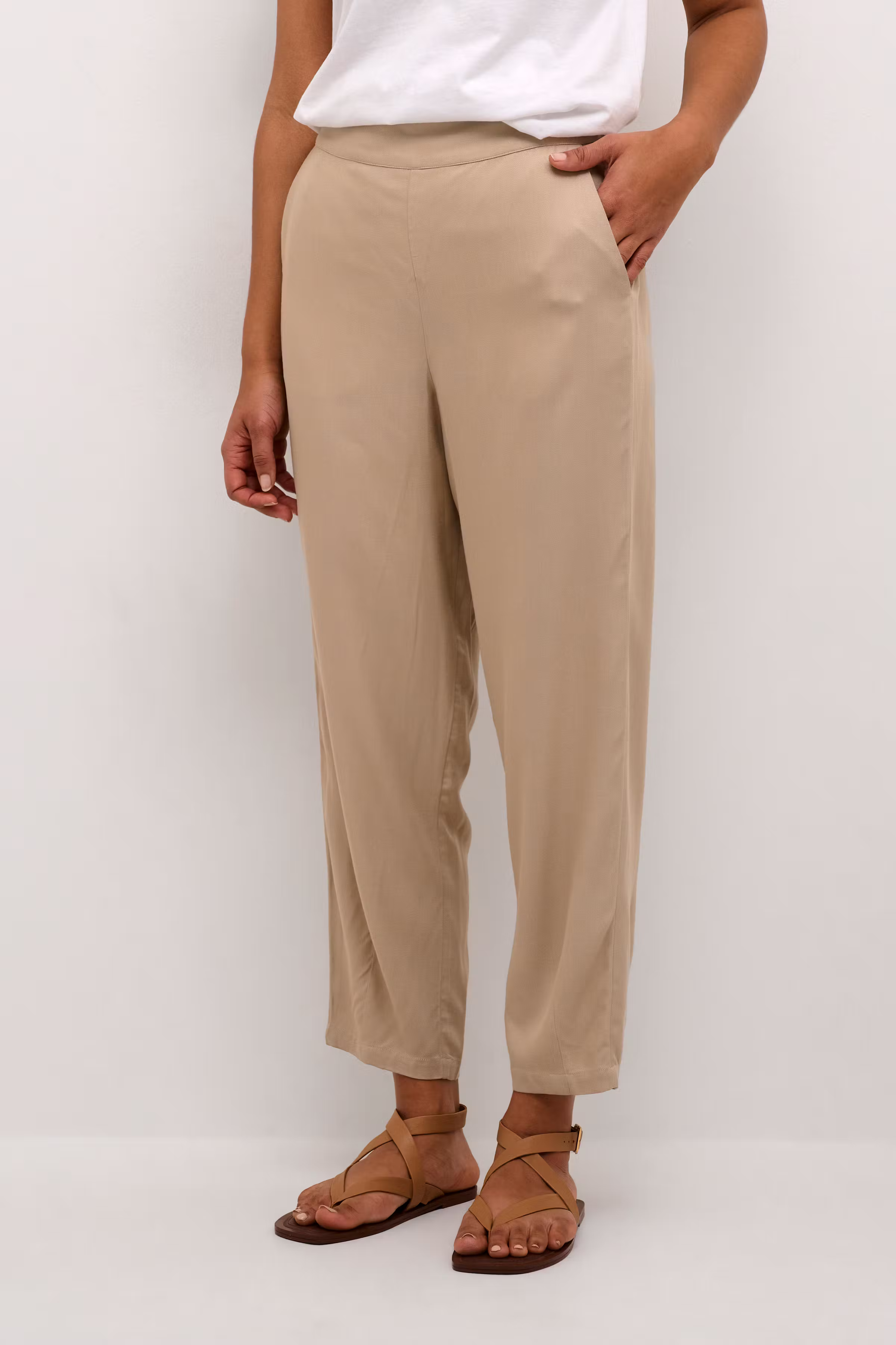 BPtamara Hose LOOKBOOK FRONT 10590700-161105B