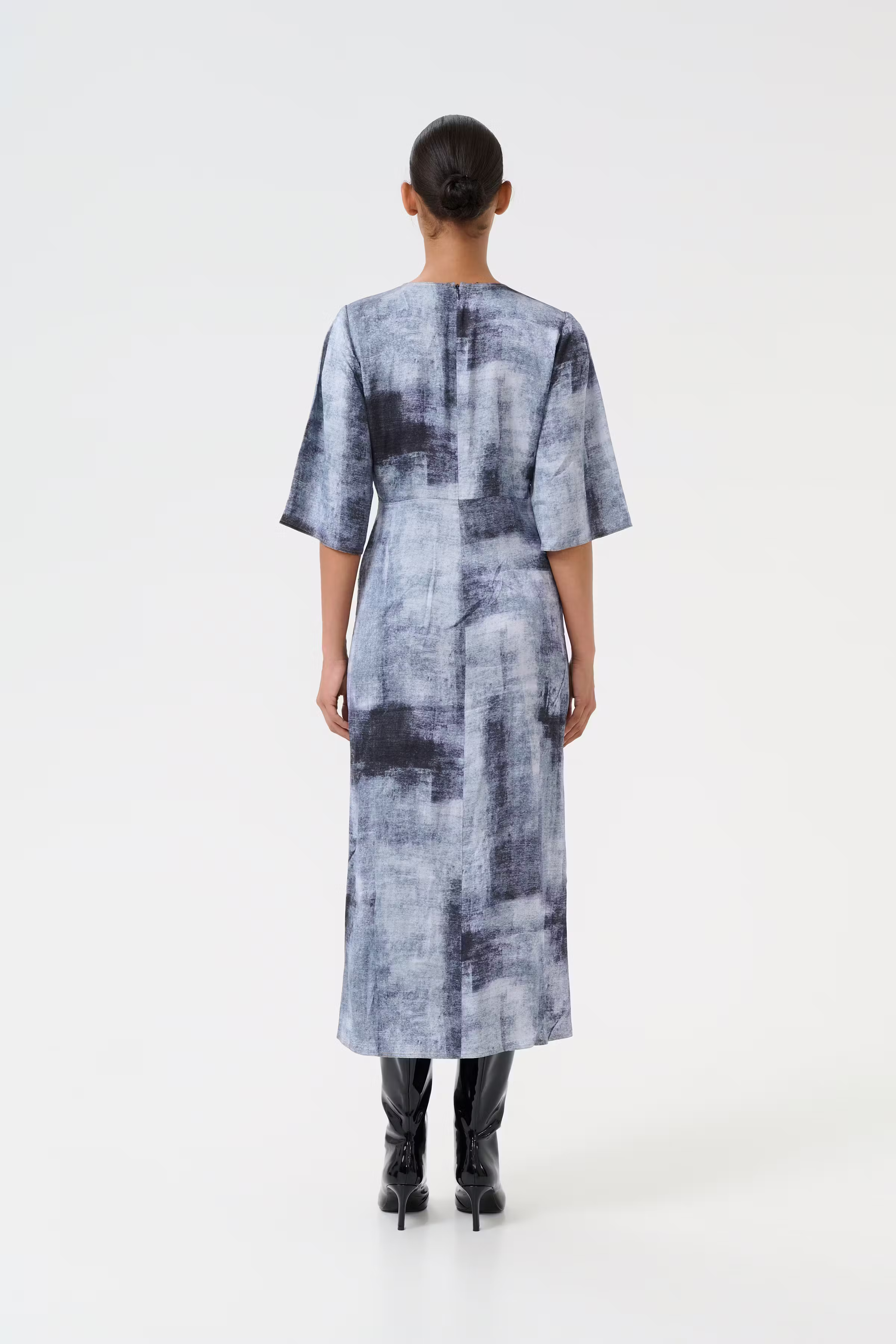 AreenGZ Dress LOOKBOOK BACK 10909722-106813