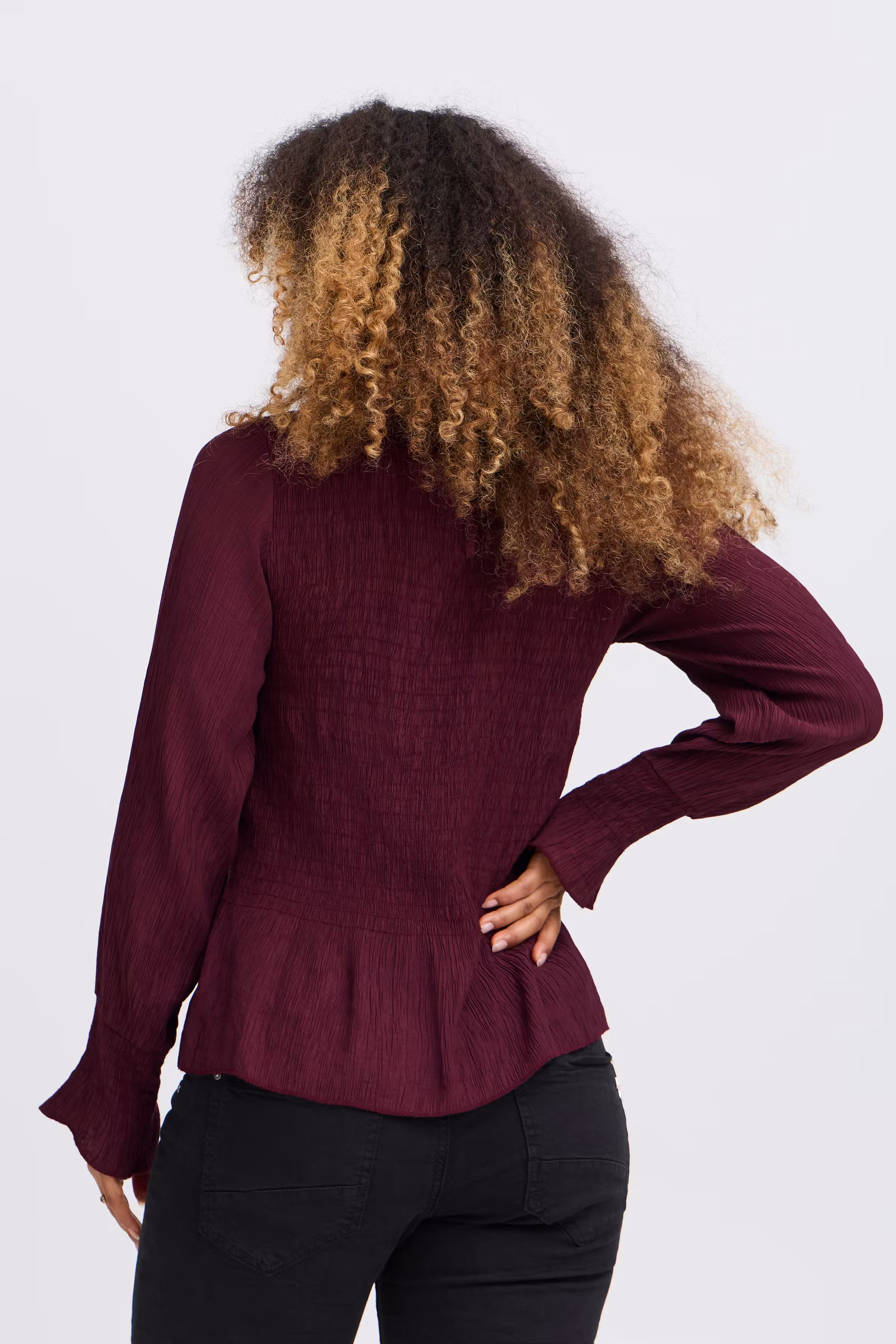 SBINGEBORG Bluse LOOKBOOK BACK 22100787-191535