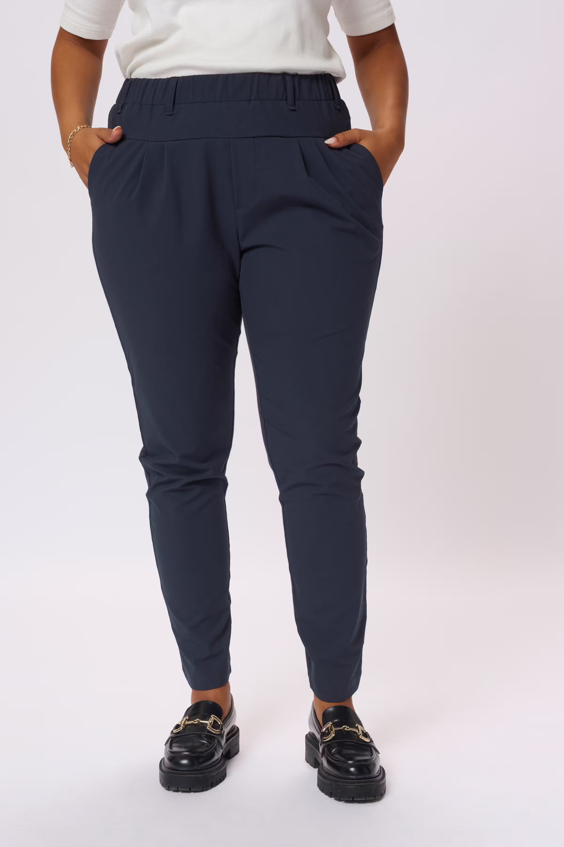 KCjia Trousers LOOKBOOK FRONT 10580007-194020